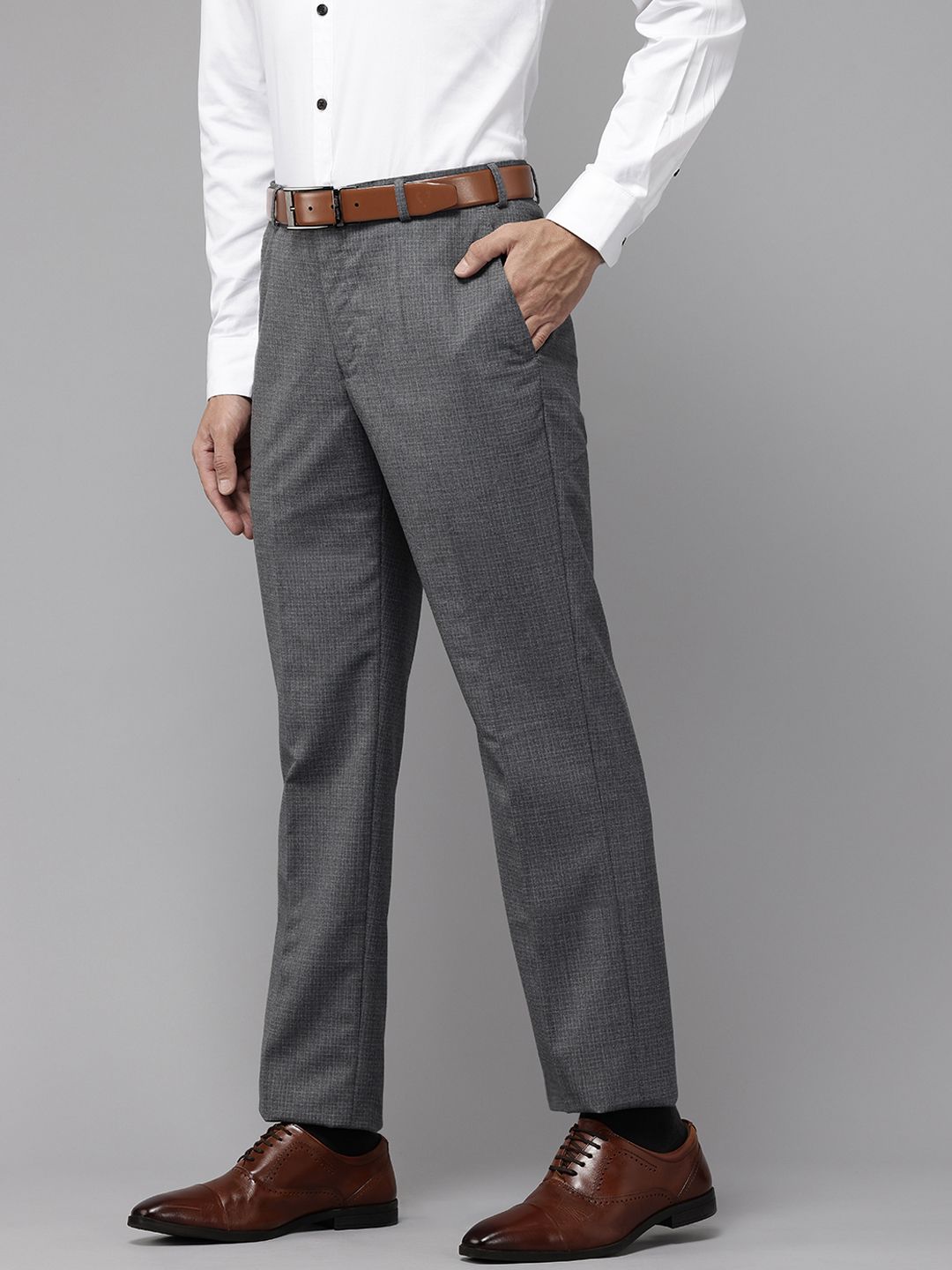 Park Avenue Men Checked Formal Trousers