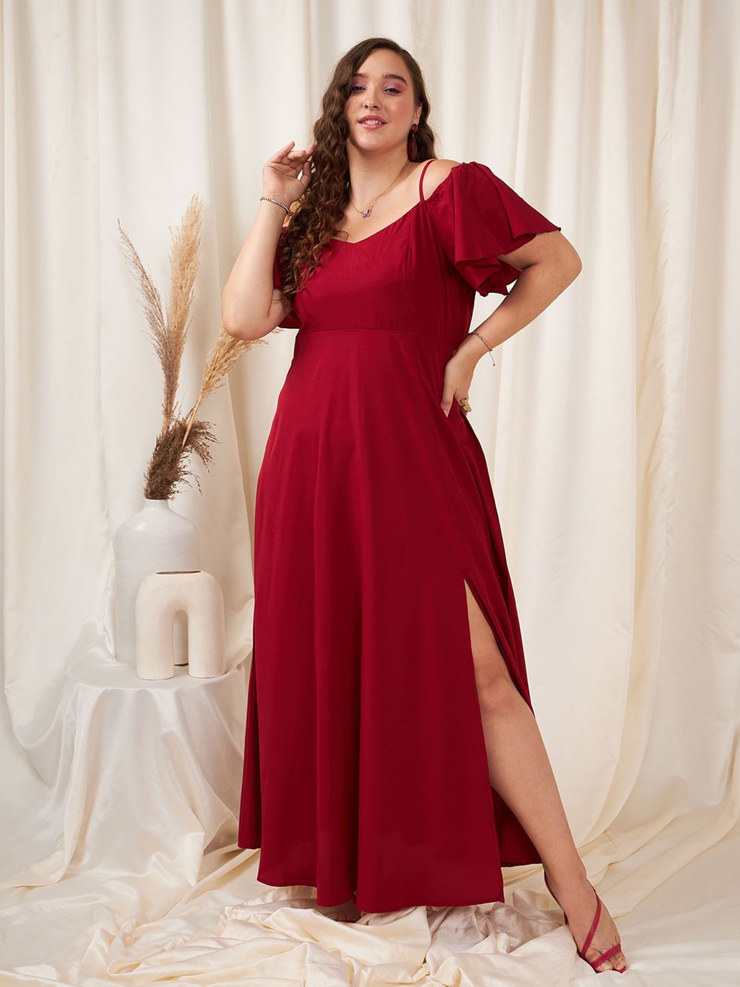 Berrylush Curve Red Plus Size Shoulder Straps Cold Shoulder Sleeves Maxi Dress