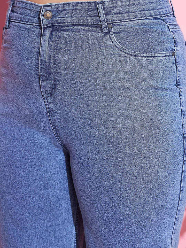 SASSAFRAS Curve Women Plus Size Straight Fit High-Rise Low Distress Stretchable Jeans