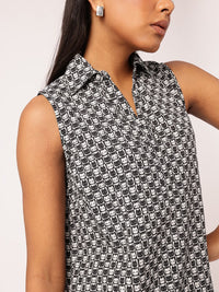 DressBerry Quirky Grunge Printed Sleeveless A-Line Dress