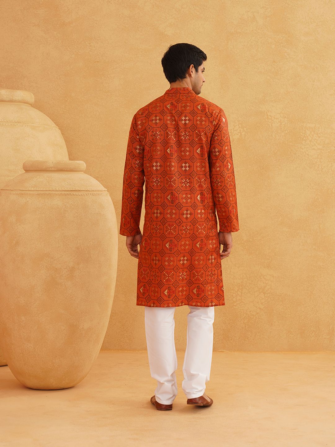 SOJANYA Men Orange Printed Cotton Linen Kurta with Churidar