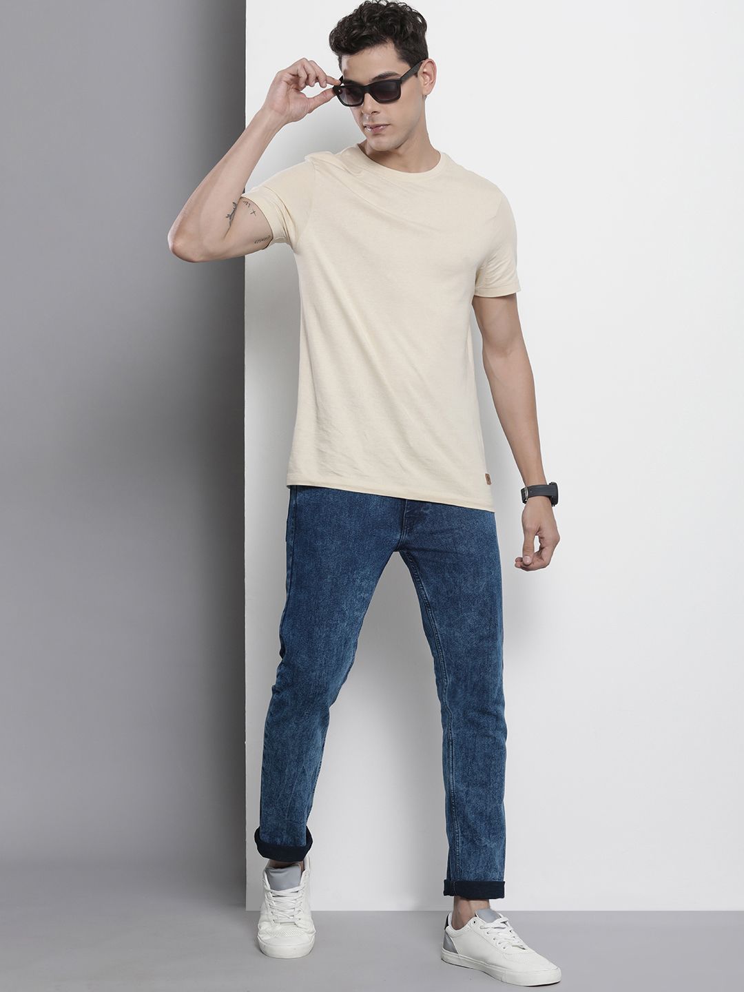 The Indian Garage Co Men Navy Blue Slim Straight Fit Light Fade Stretchable Jeans