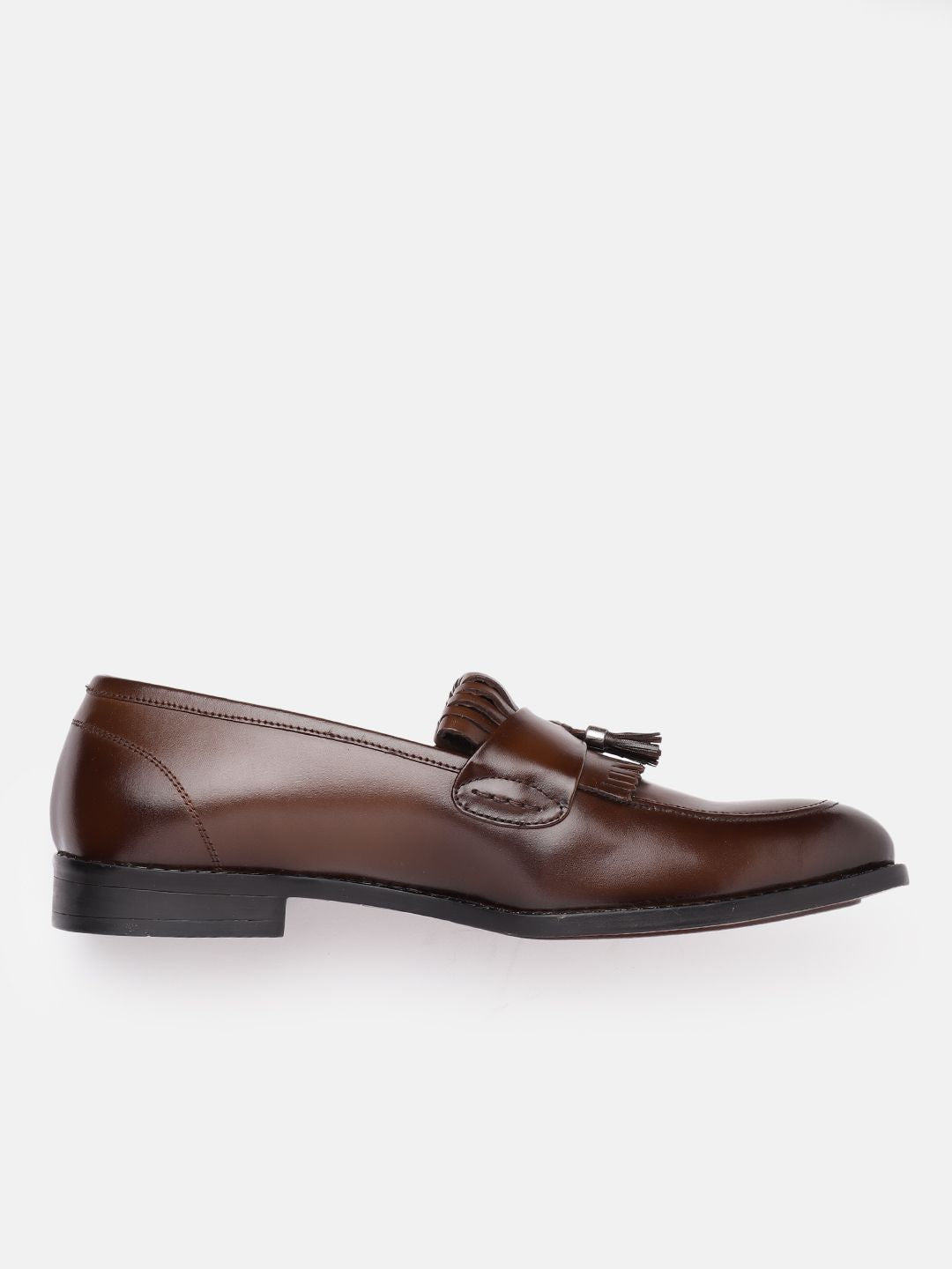 House of Pataudi Men Tasselled Formal Loafers