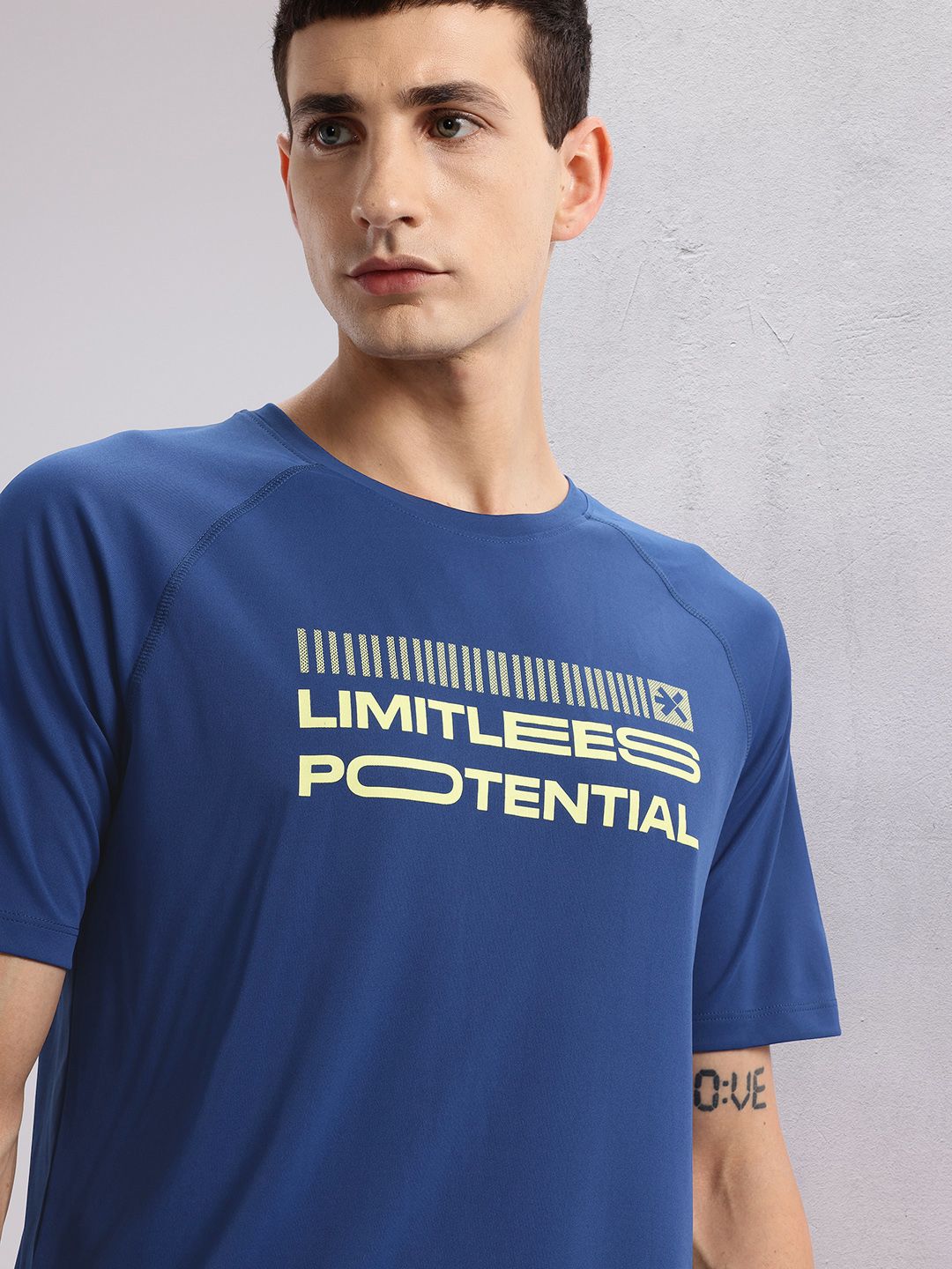 HRX by Hrithik Roshan Typography Print Raglan Sleeves Training T-shirt
