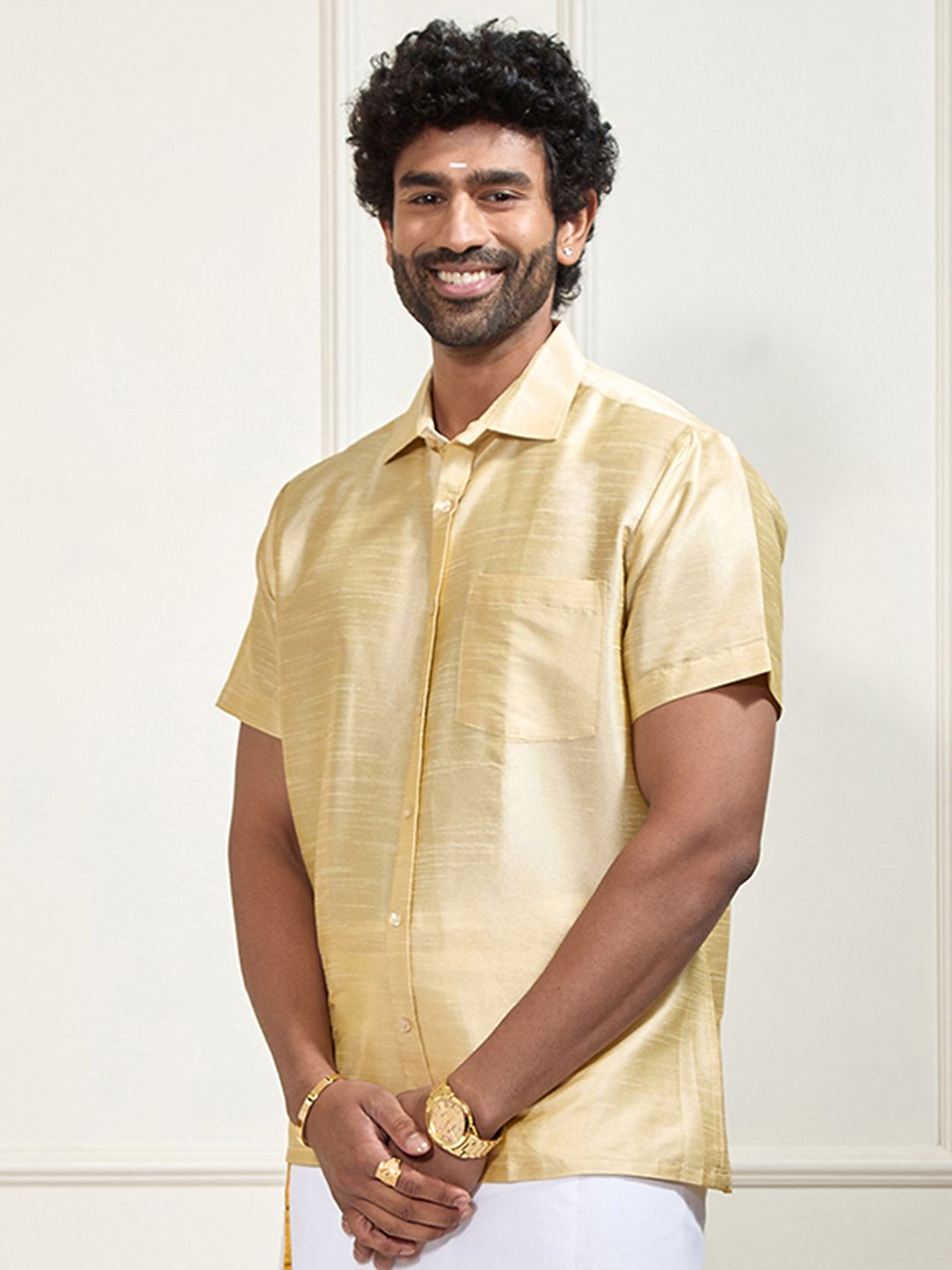 VASTRAMAY Men Beige Regular Fit Solid Casual Shirt