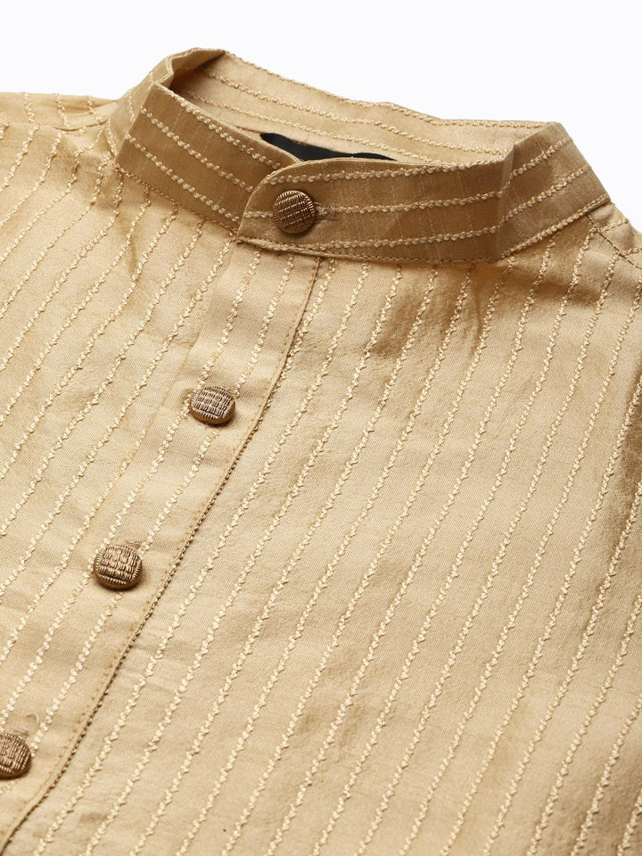 SOJANYA Kurta Emas & Merah Lelaki dengan Jaket Churidar & Nehru