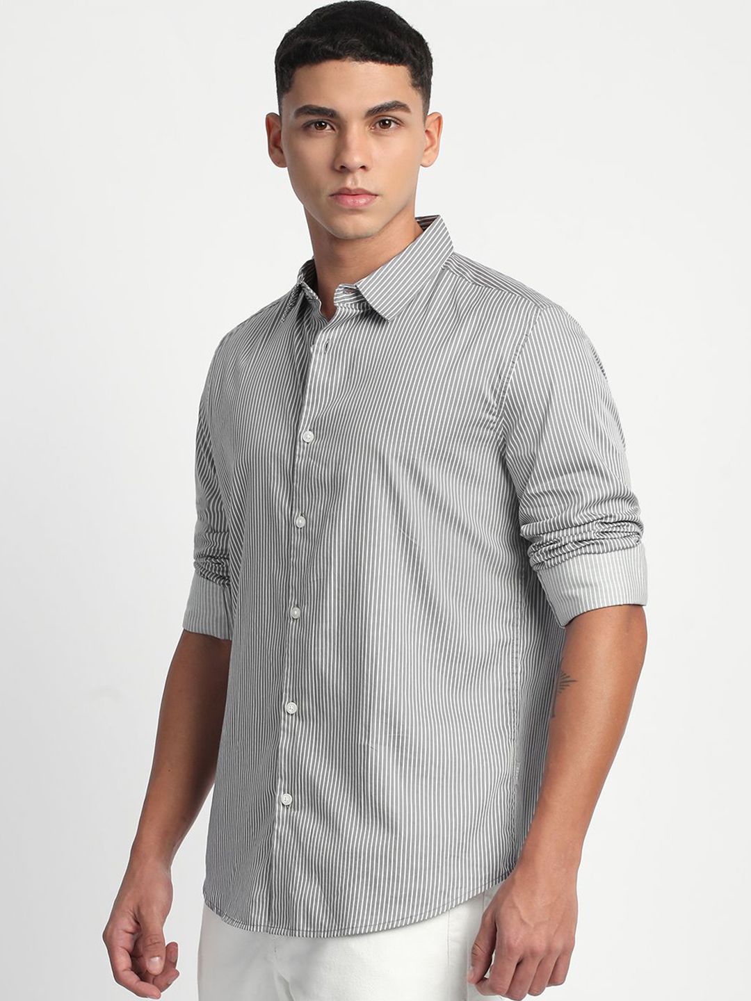 THE BEAR HOUSE Men Slim Fit Opaque Striped Casual Shirt