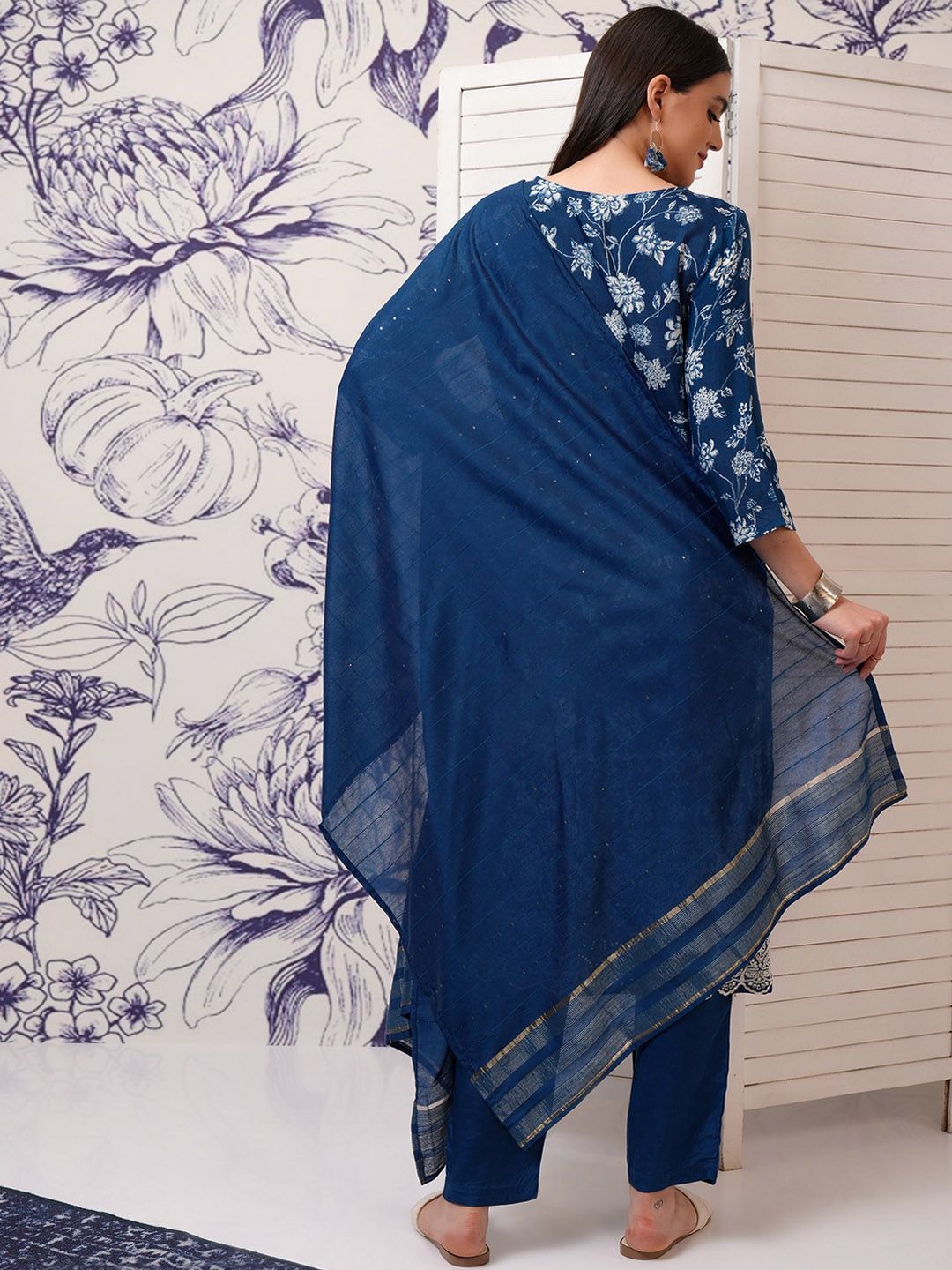 Vishudh Floral Printed Regular Kurta with Trousers & With Dupatta