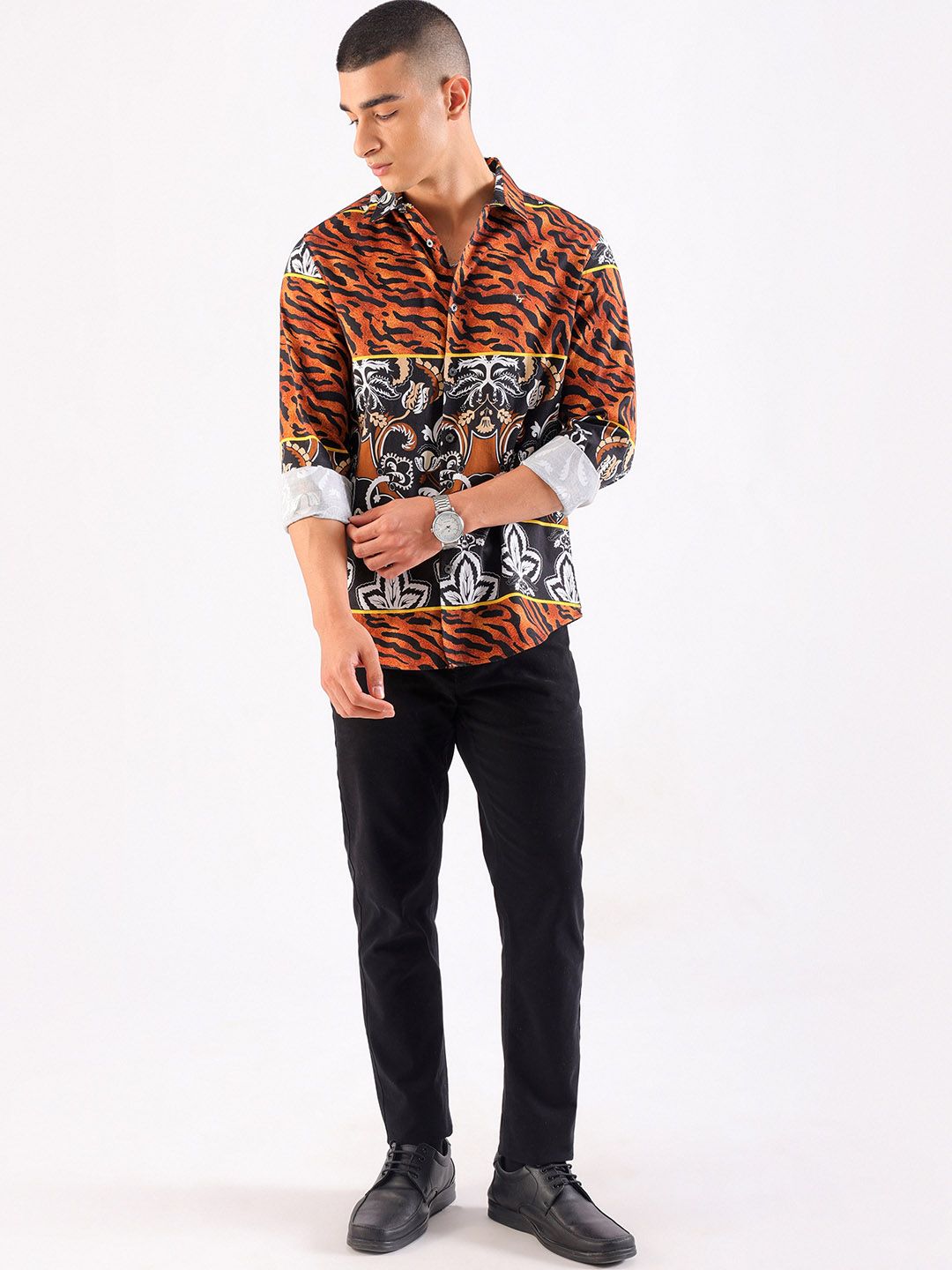The Indian Garage Co Men Slim Fit Animal Opaque Printed Party Shirt