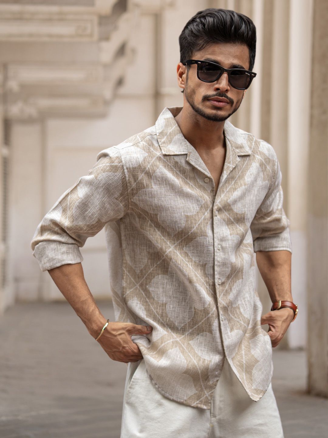 Powerlook Men Cuban Collar Floral Printed Casual Shirt