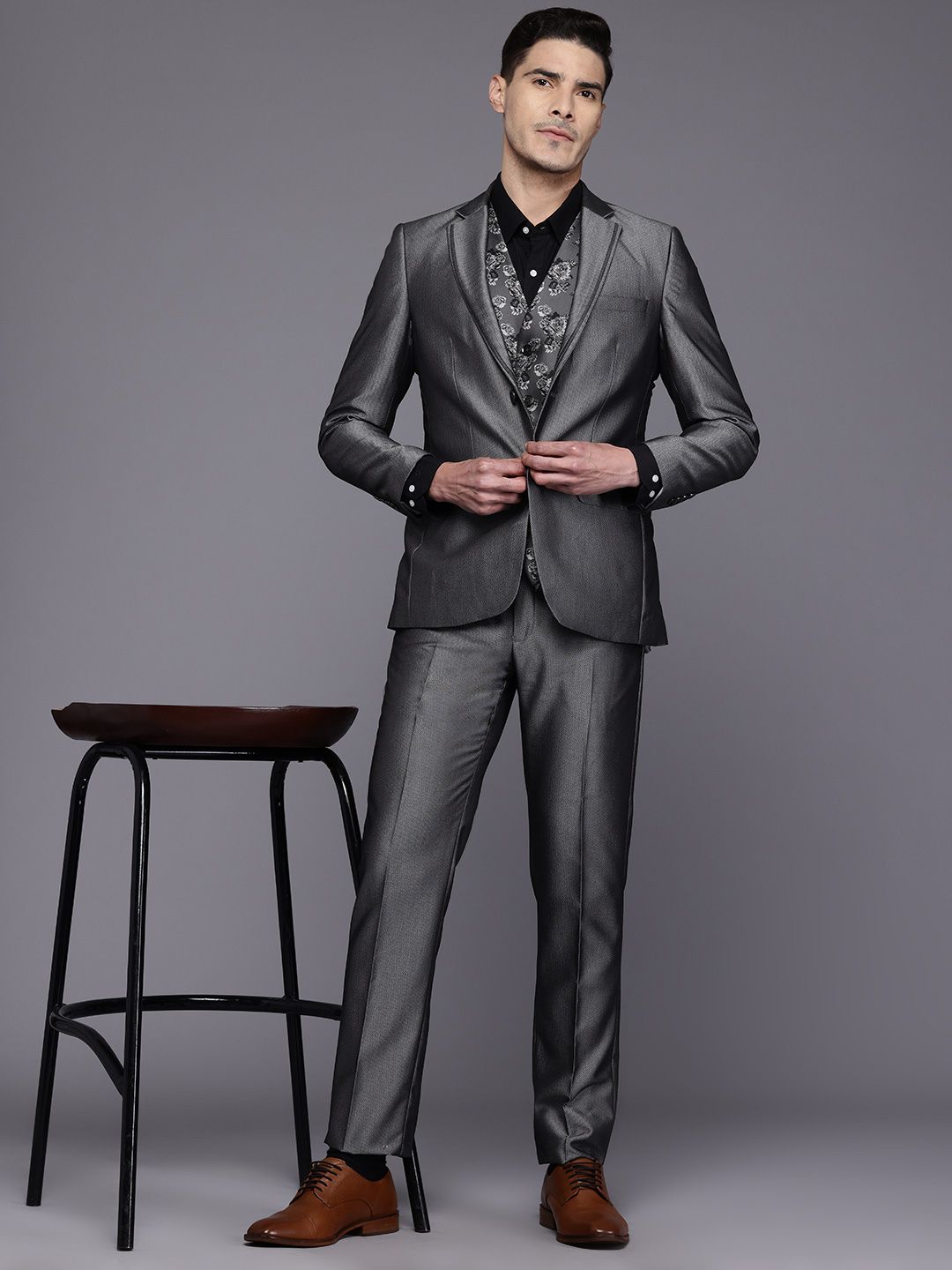 Raymond 3-Piece Single-Breasted Contemporary-Fit Party Suit