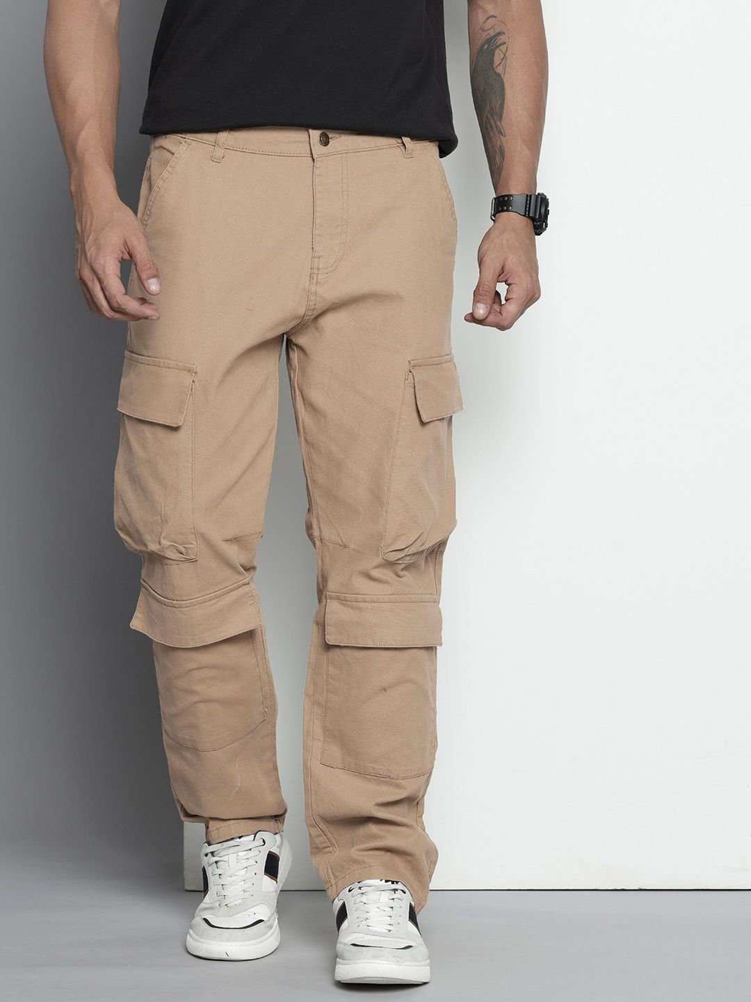The Indian Garage Co. Men Relaxed Fit Pure Cotton Cargo Trousers