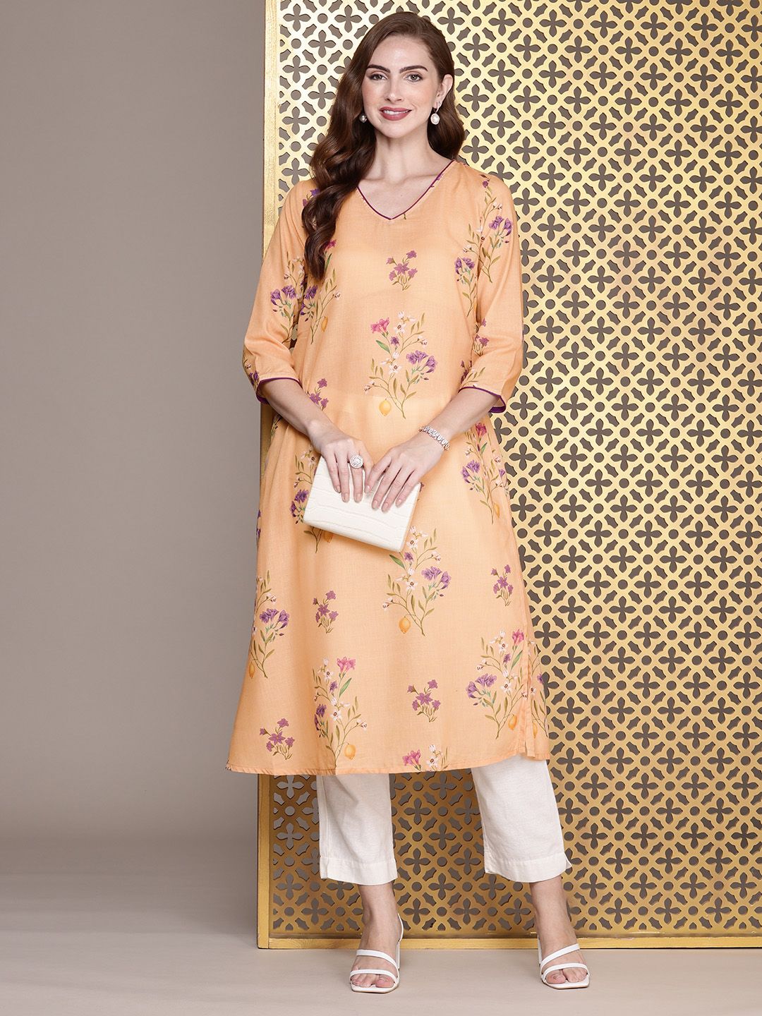House of Pataudi Floral Printed Jashn Kurta