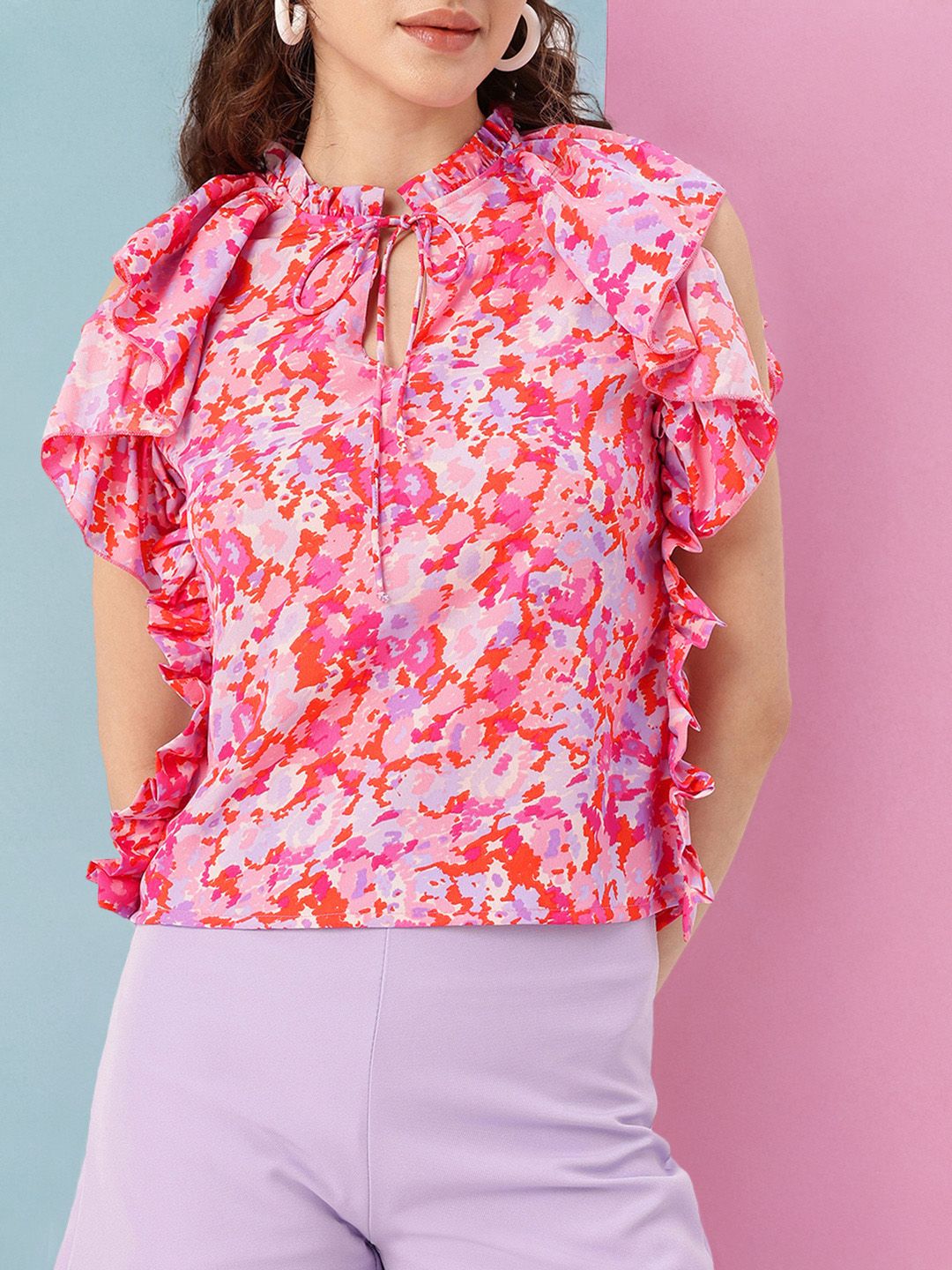DressBerry Cute Femi Ruffles Romance Printed Tie-Up Neck Top