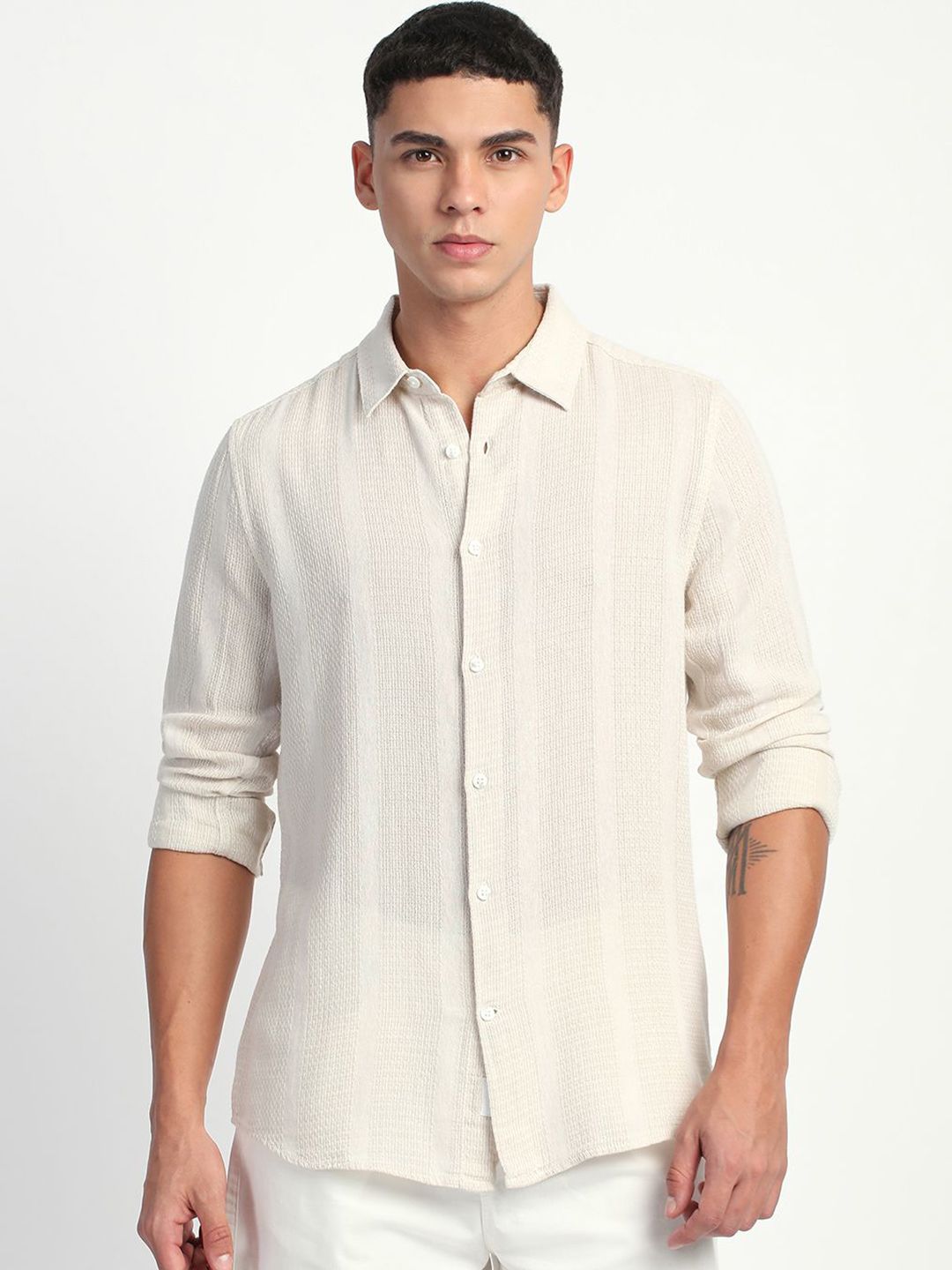 THE BEAR HOUSE Men Vertical Stripes Striped Slim Fit Cotton Casual Shirt