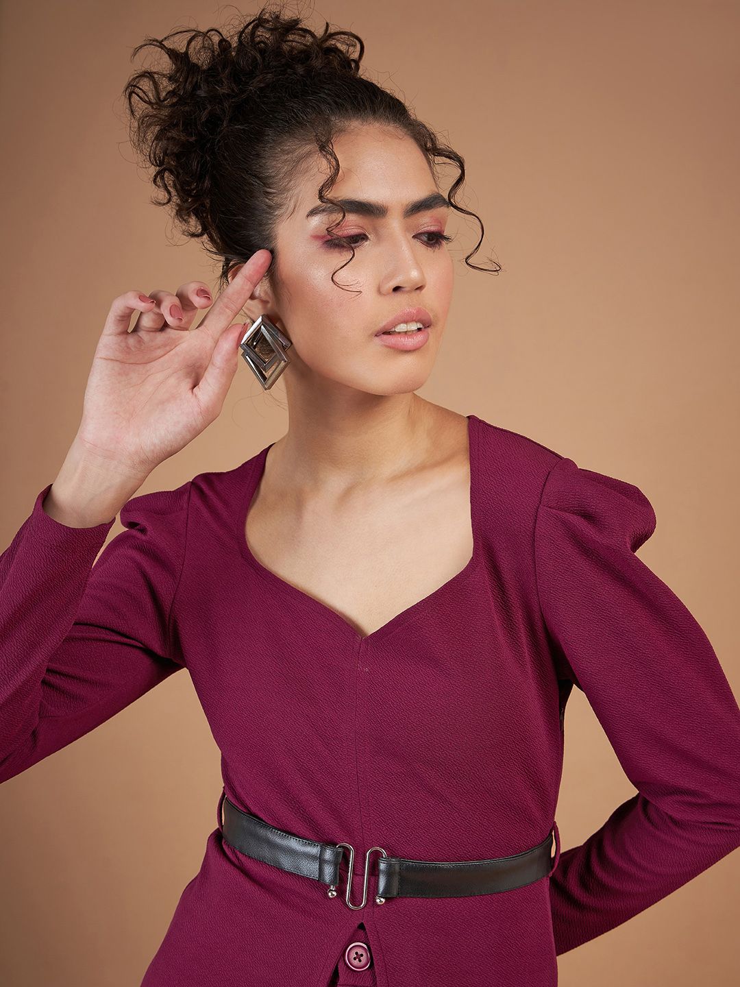 SASSAFRAS Maroon Puffed Slevees Top With Trousers
