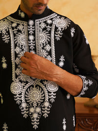 SOJANYA LUXE Ethnic Motifs Embroidered Thread Work Mandarin Collar Cotton Straight Kurta