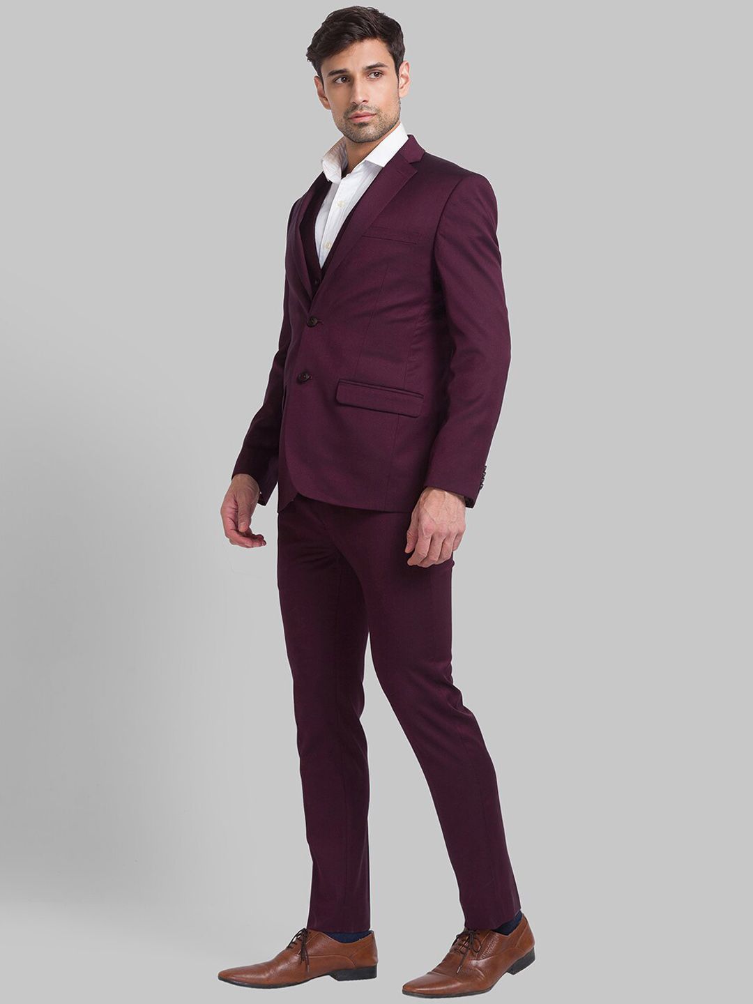 Park Avenue Men Super Slim-Fit Single Breasted Three-Pieces Formal Suits