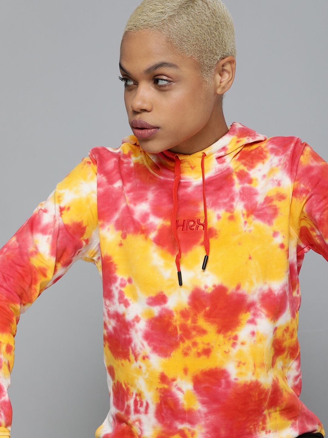 HRX By Hrithik Roshan Lifestyle Women Yellow & Pink Rapid-Dry Brand Carrier Sweatshirts