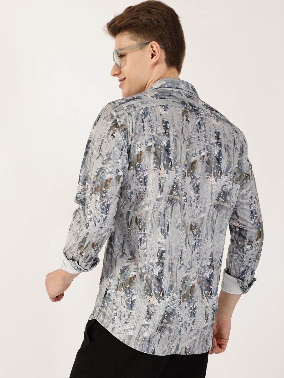 Thomas Scott Men Premium Fit Cutaway Collar Abstract Printed Cotton Casual Shirt