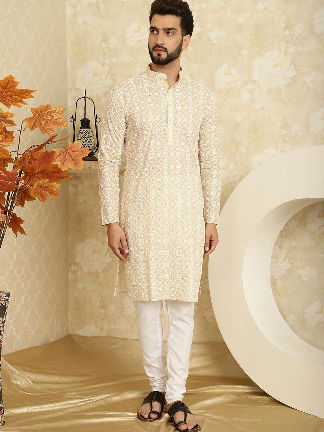 SOJANYA Motif Etnik Sulam Kurta Kapas Tulen Biasa Dengan Churidar