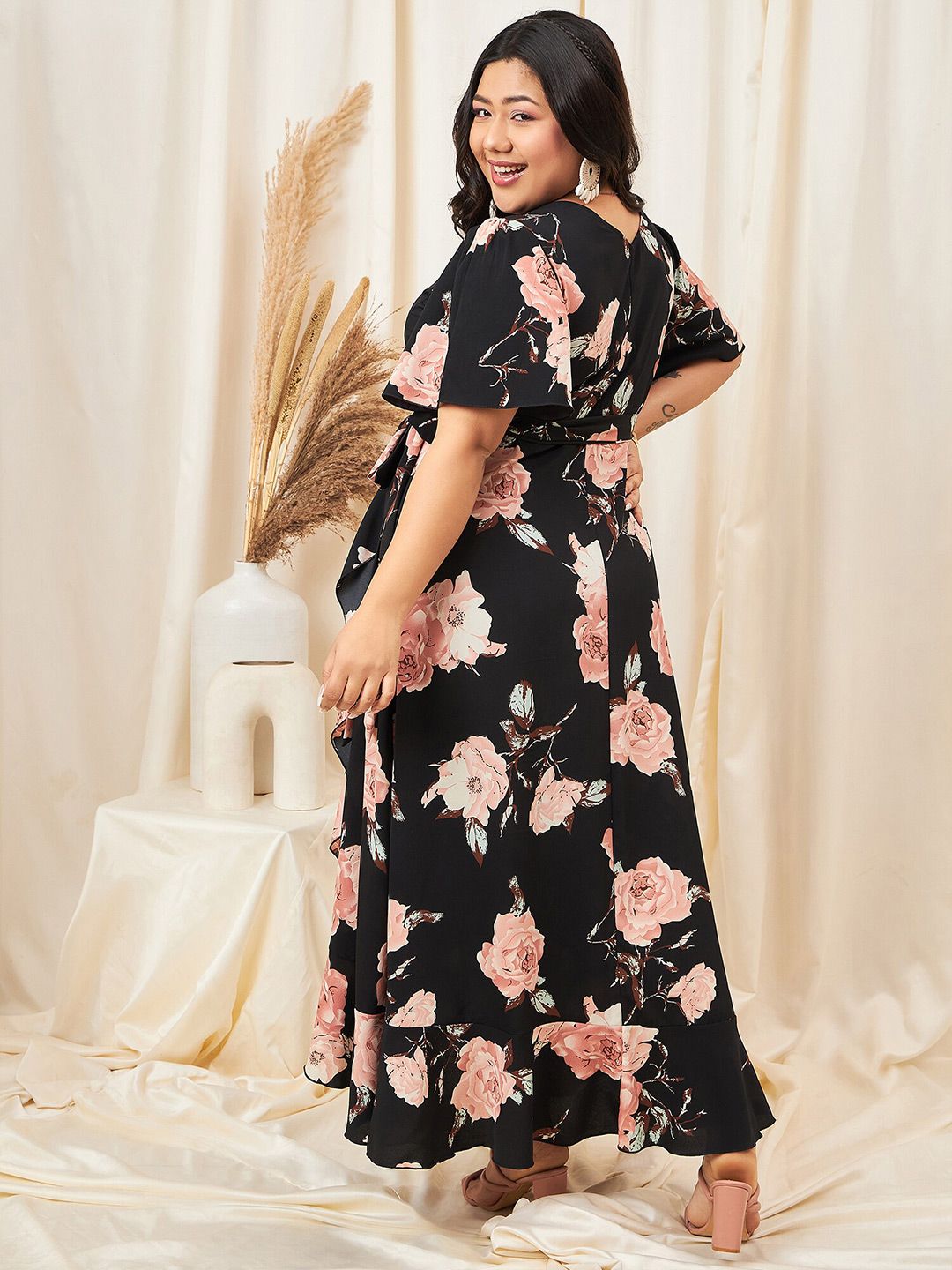 Berrylush Curve Plus Size Floral Printed Flared Sleeve Ruffled Crepe Maxi Dress