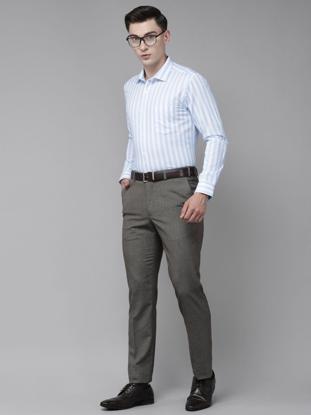 Park Avenue Men Blue & White Slim Fit Striped Formal Shirt