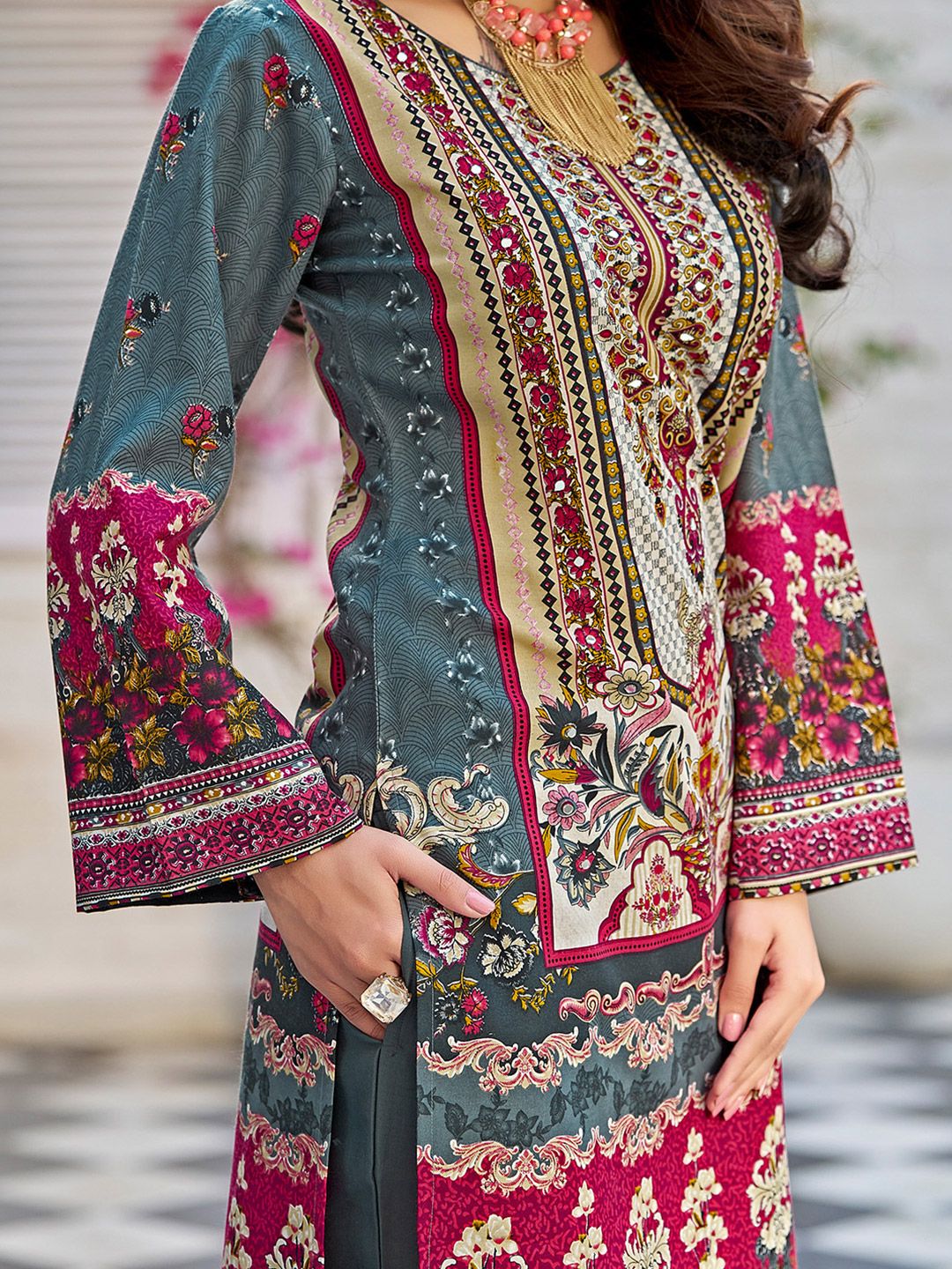 Varanga Women Printed Regular Beads and Stones Kurta with Trousers & With Dupatta