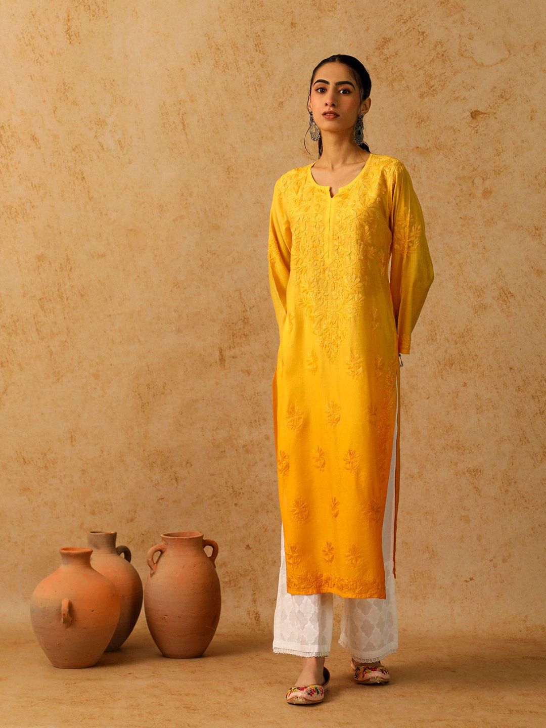 Rumah Wanita Chikankari Kurta Bersulam Chanderi Kuning Chikankari