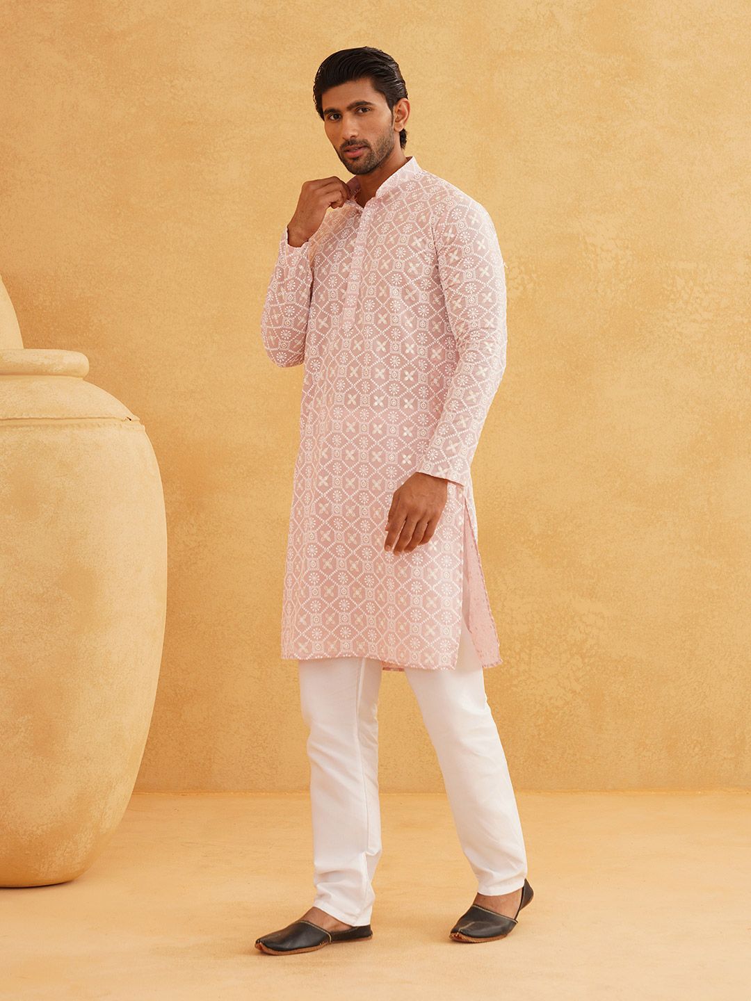 SOJANYA Motif Etnik Sulam Kolar Mandarin Kurta Pure Cotton with Churidar