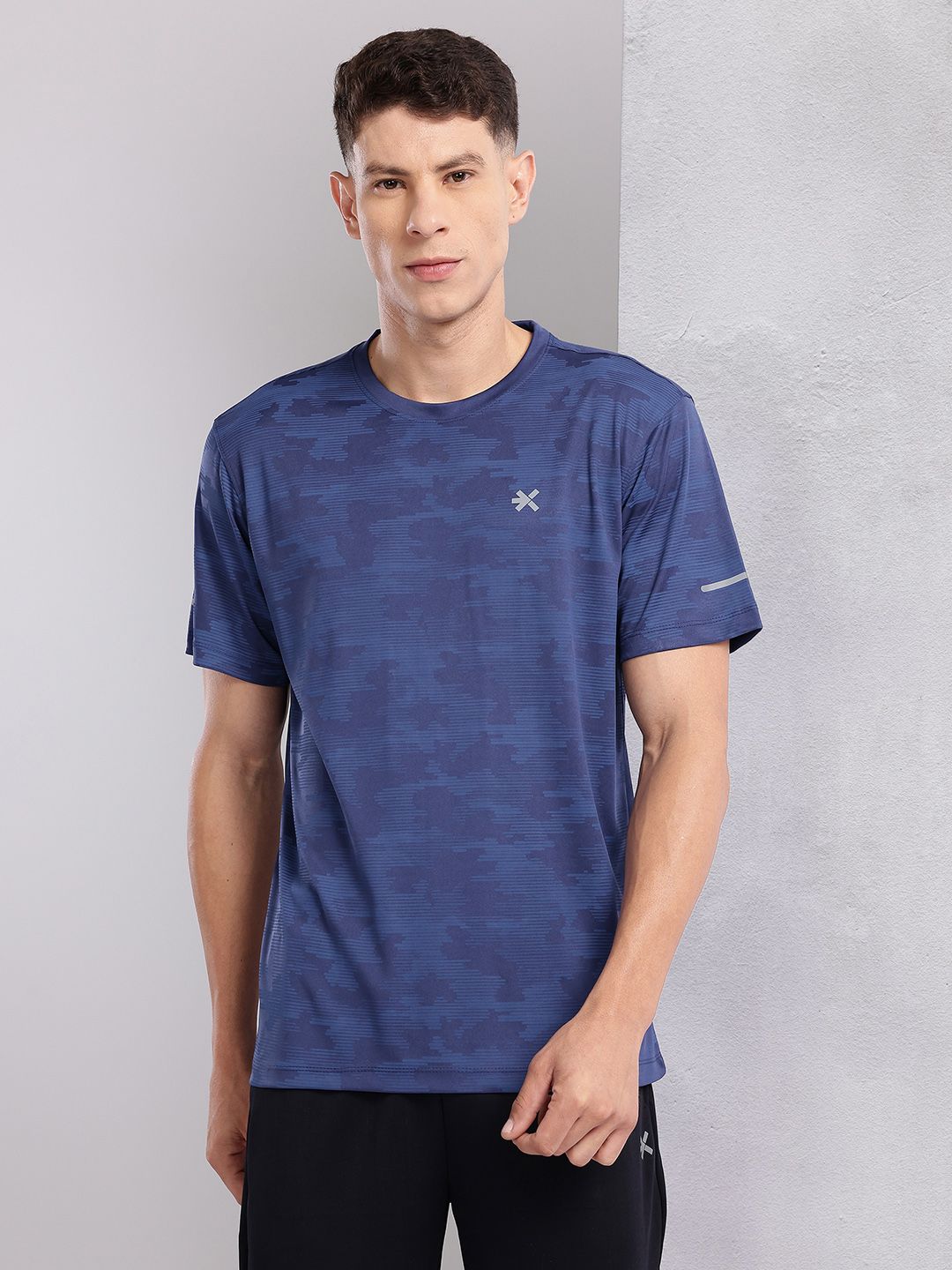 HRX by Hrithik Roshan Rapid-Dry Reflective Detail Training T-shirt