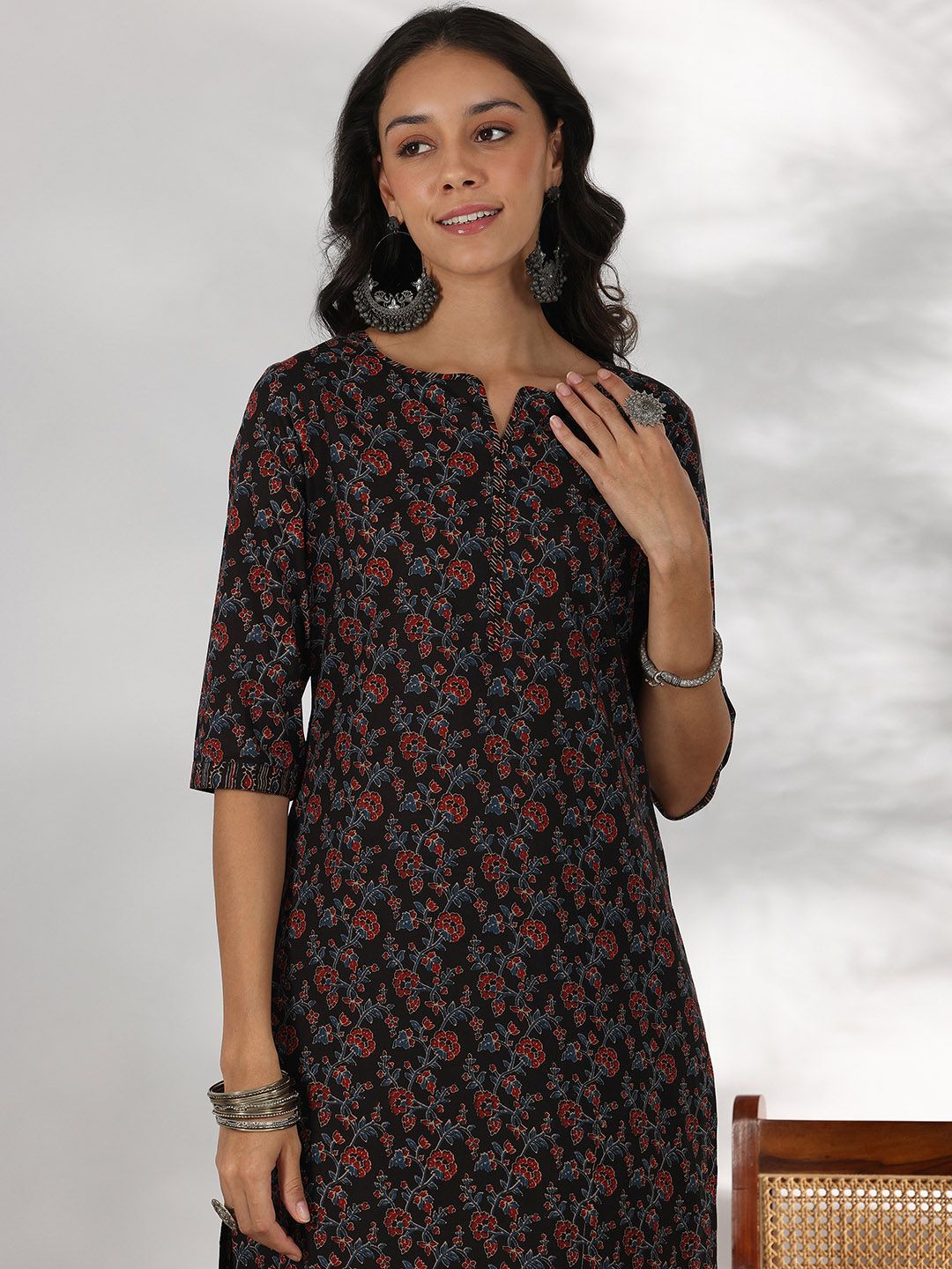 Libas Floral Printed Notch Neck Pure Cotton Straight Kurta with Palazzo & Dupatta