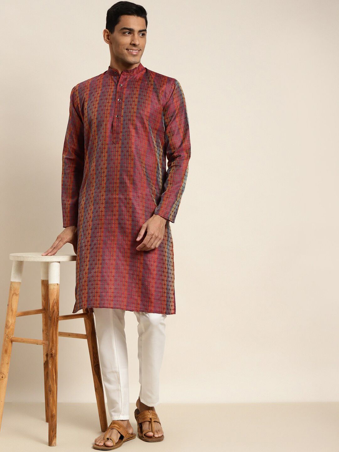 SOJANYA Kurta Berjalur Bunga Merah , Biru & Oren Lelaki