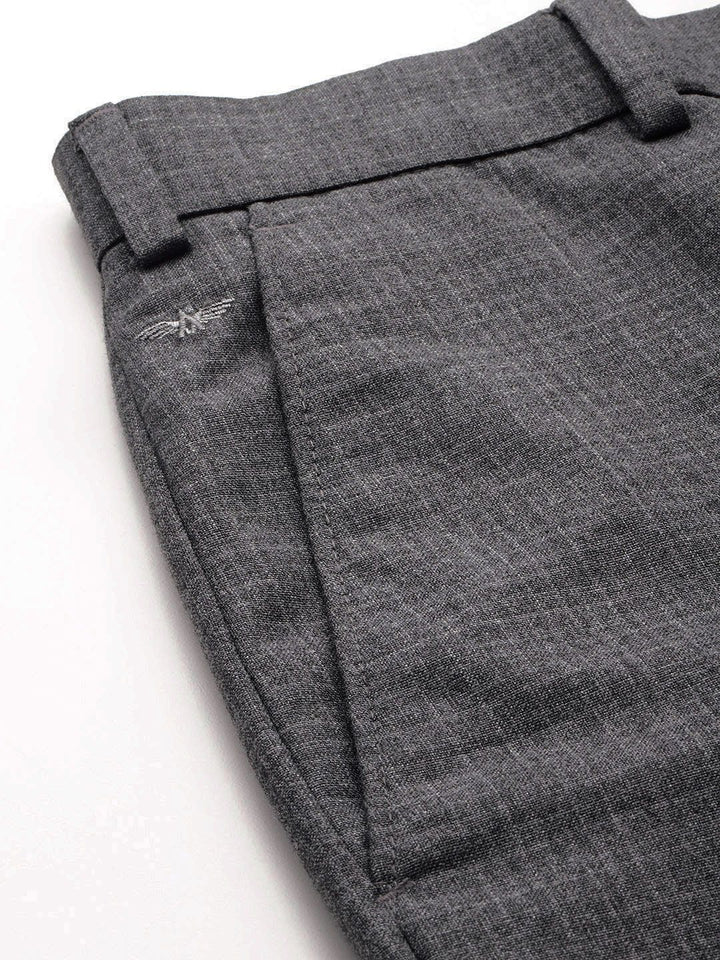 Park Avenue Men Checked Formal Trousers