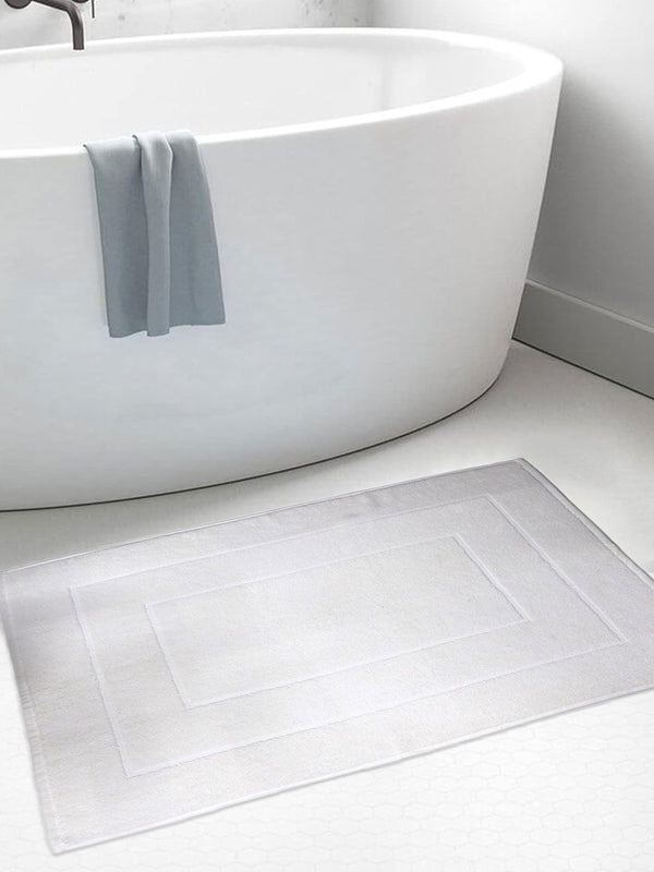 BOMBAY DYEING White Pure Cotton 450 GSM Anti Skid 450 GSM Bath Rugs