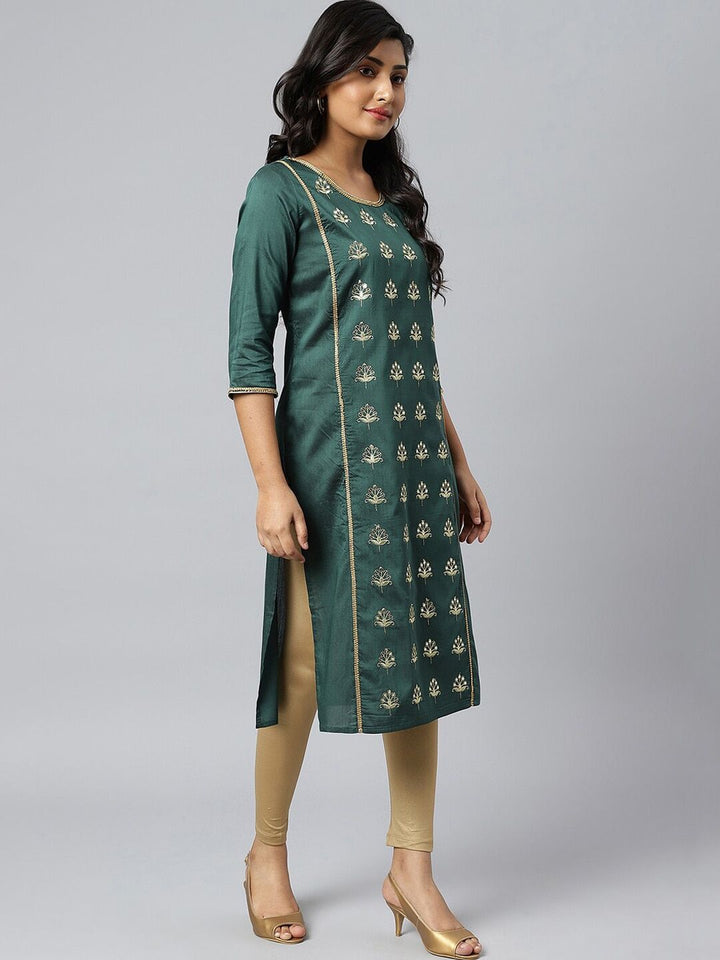 Aurelia Women Green Zari Embroidered Ethnic Liva Kurta