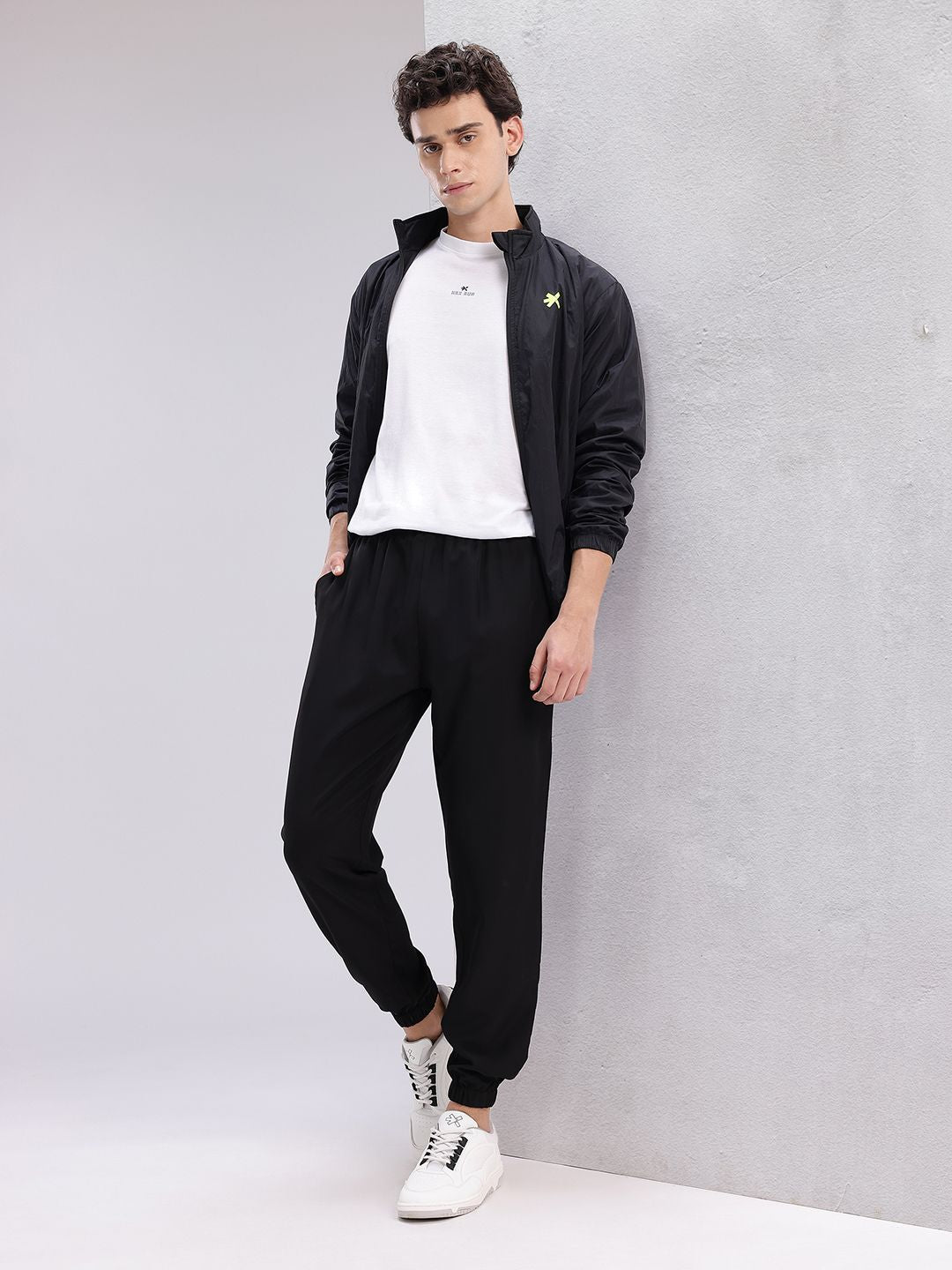 HRX by Hrithik Roshan Men Mid-Rise Regular Fit Rapid-Dry Running Joggers