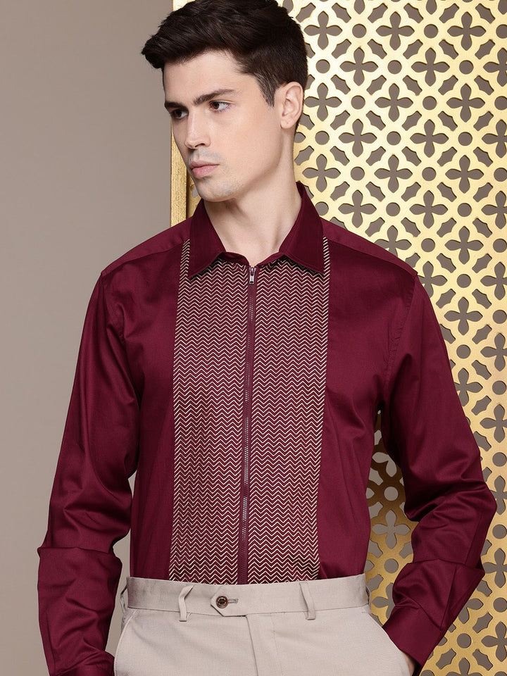 House of Pataudi Pure Cotton Zari Work Chevron Opaque Party Shirt