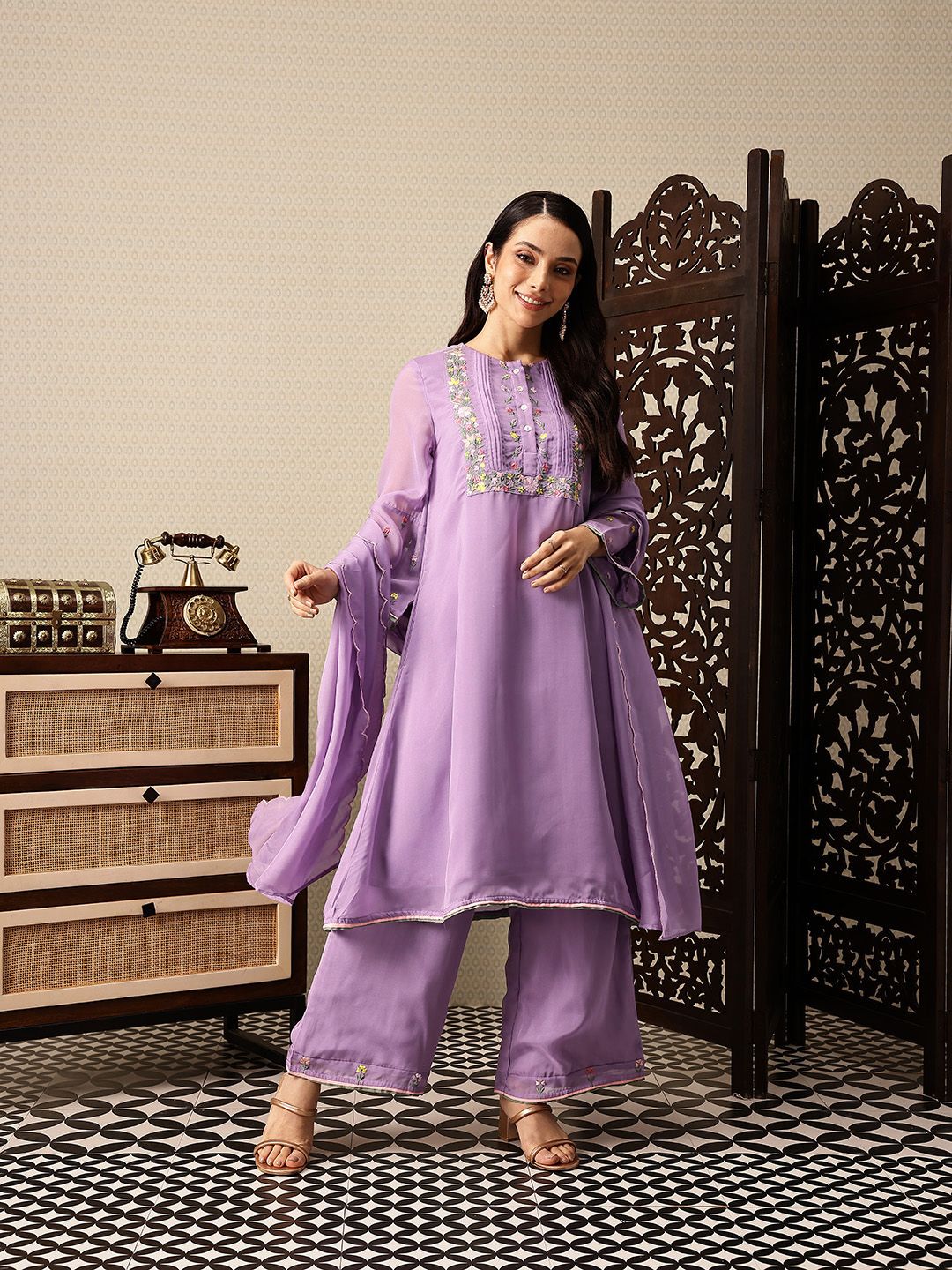 House of Pataudi Floral Yoke Design Thread Work Jashn A-Line Kurta with Palazzos & Dupatta