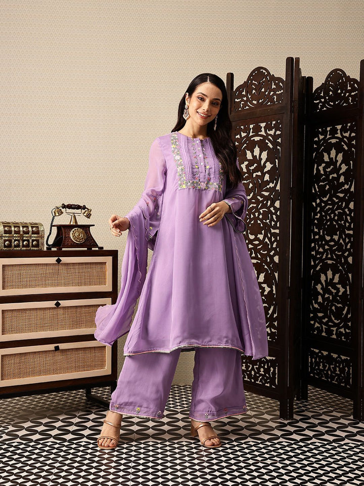 House of Pataudi Floral Yoke Design Thread Work Jashn A-Line Kurta with Palazzos & Dupatta