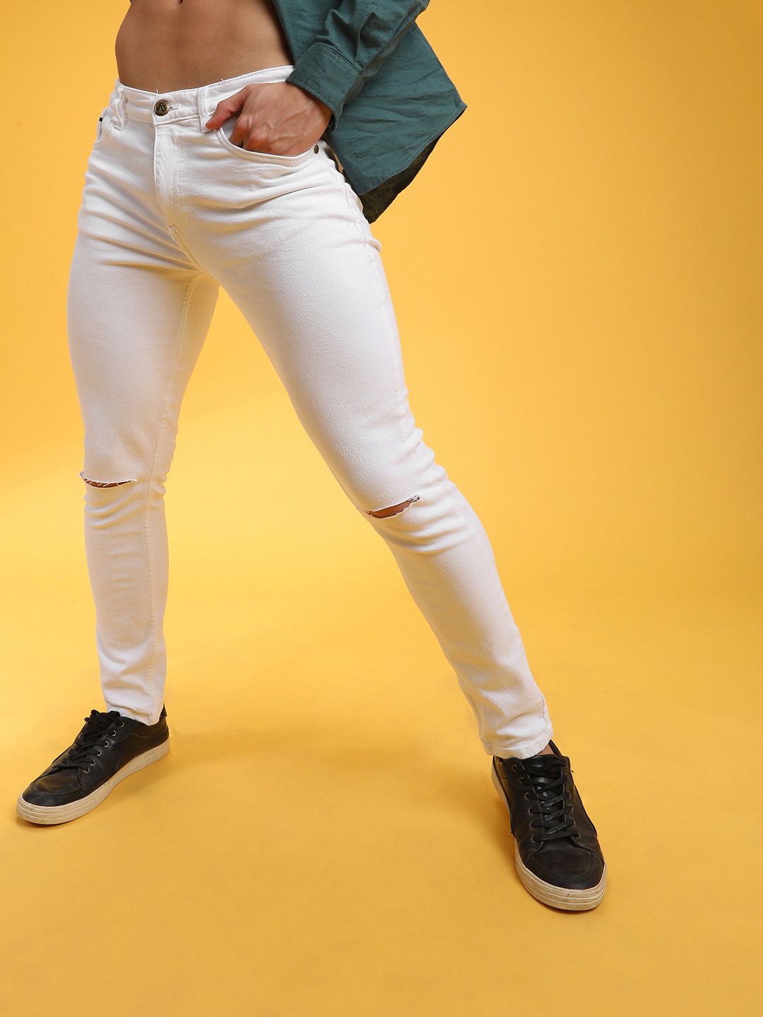 The Indian Garage Co Men White Slim Fit Mid-Rise Clean Look Stretchable Jeans