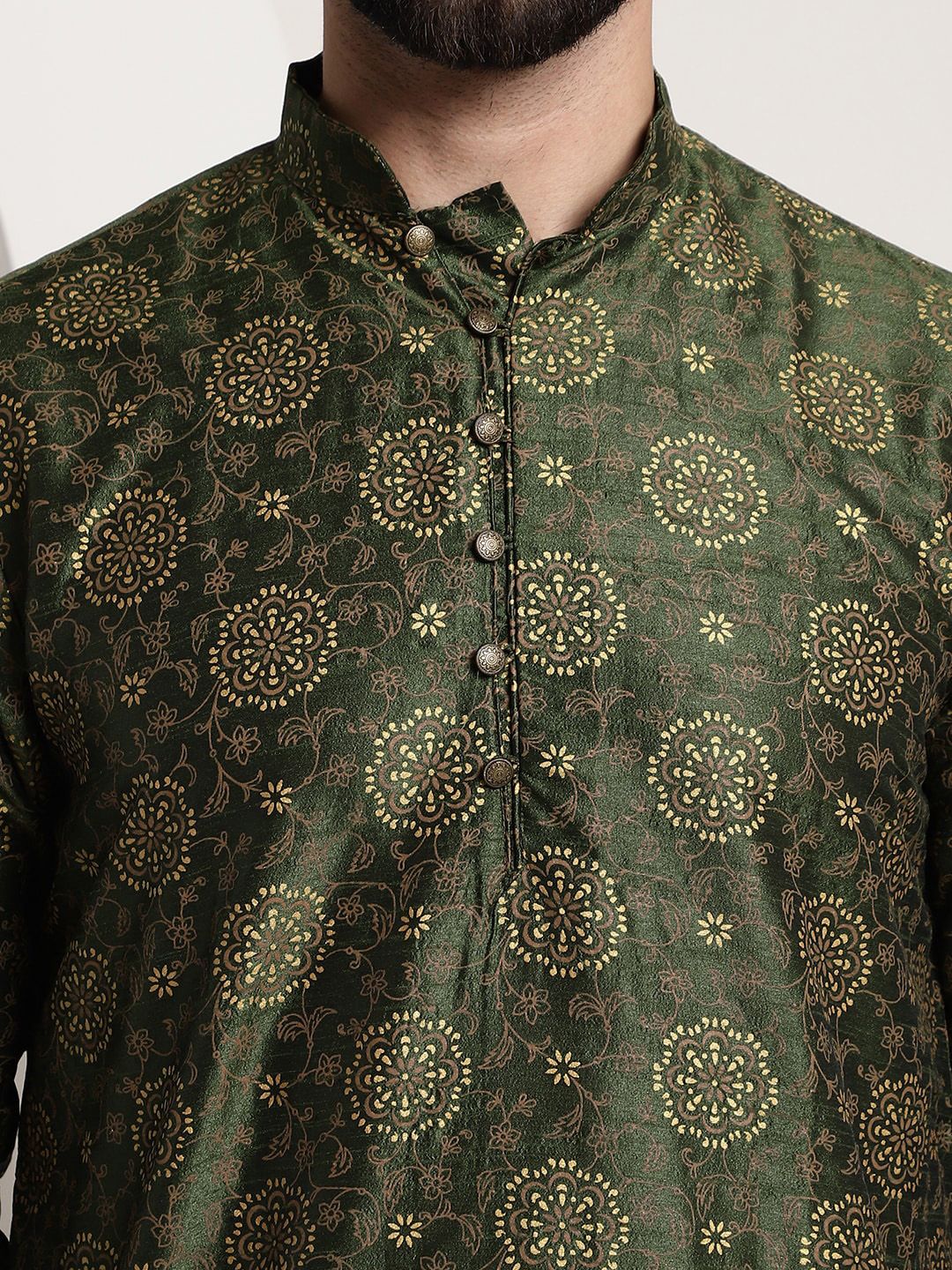 SOJANYA Floral Printed Mandarin Collar Straight Kurta