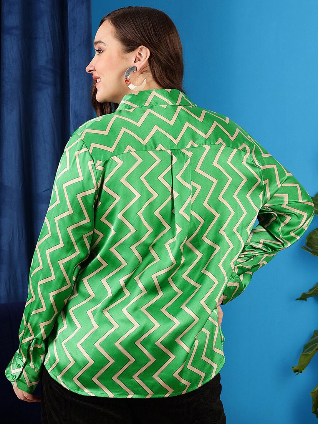 CURVY STREET Plus Size Comfort Oversized Geometric Printed Satin Casual Shirt