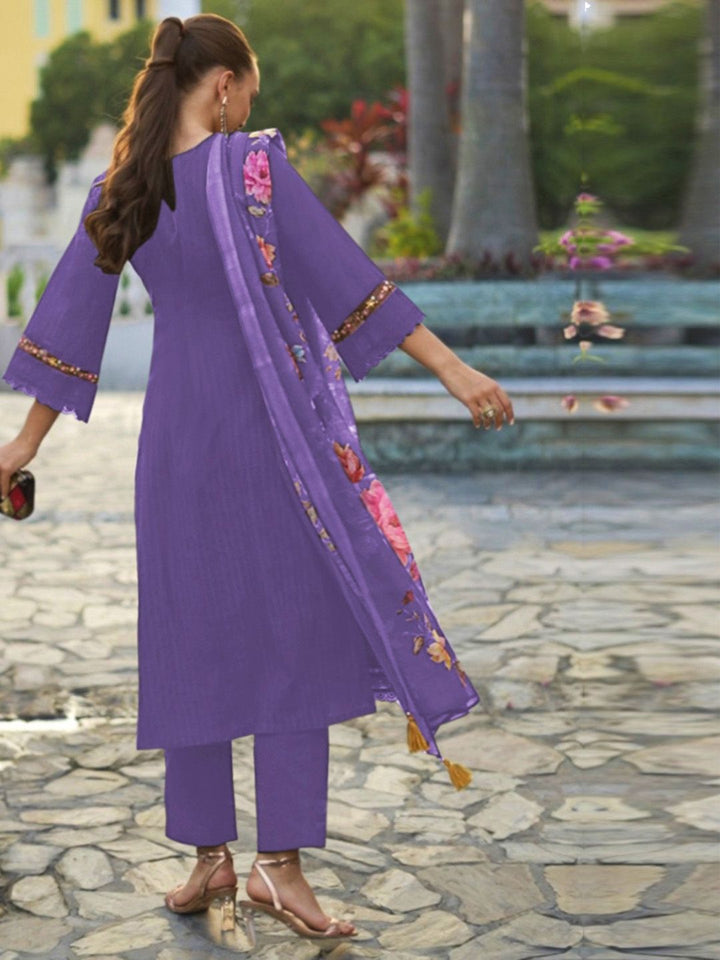 Indo Era Floral Embroidered Regular Thread Work Pure Cotton Kurta With Trousers & Dupatta