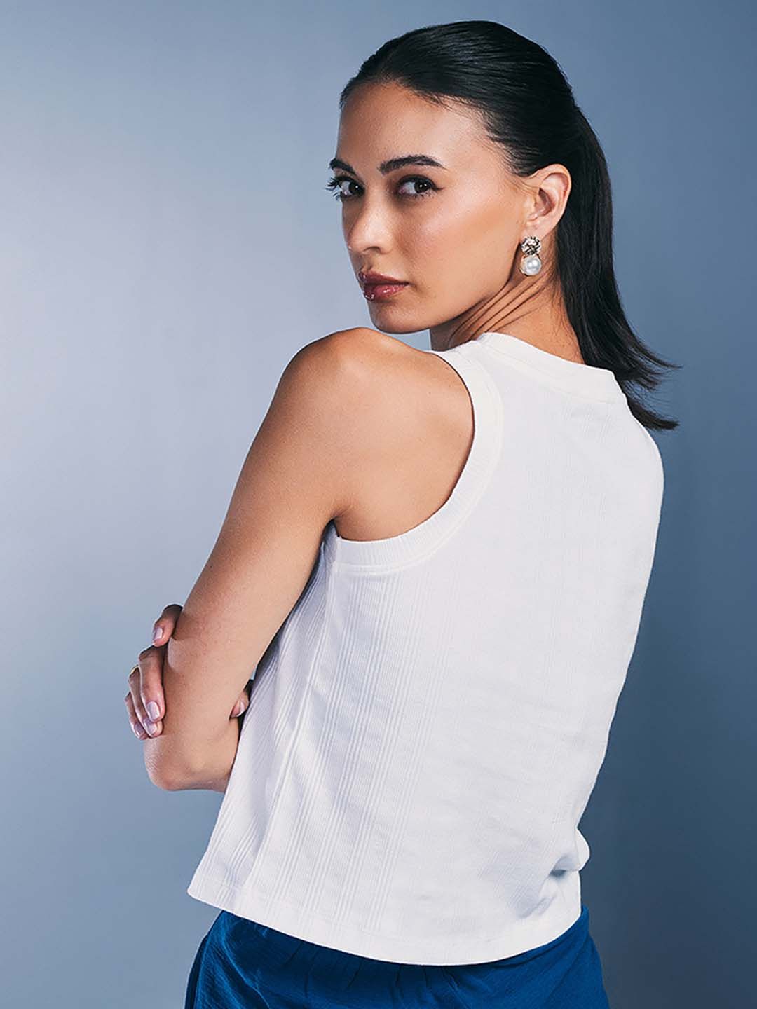 AND Round Neck Sleeveless Top