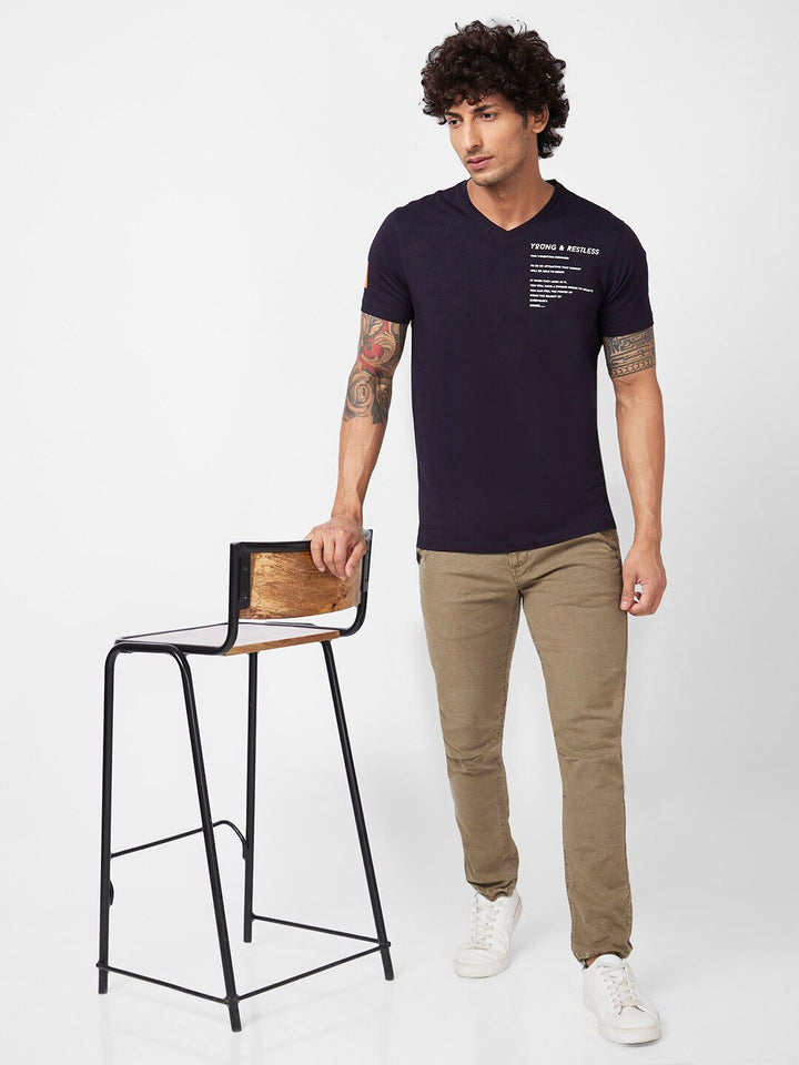 SPYKAR Typography Printed V-Neck Slim Fit Cotton Casual T-Shirt