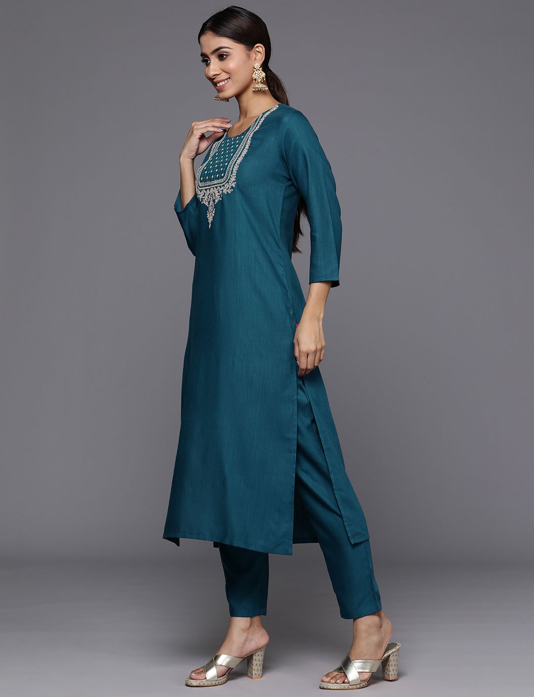 Varanga Ethnic Motifs Embroidered Regular Sequinned Kurta with Trousers & Dupatta