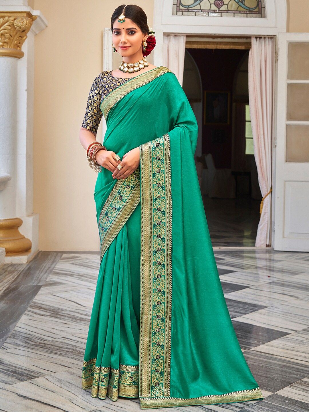 Saree mall Woven Design Zari Silk Blend Sarees