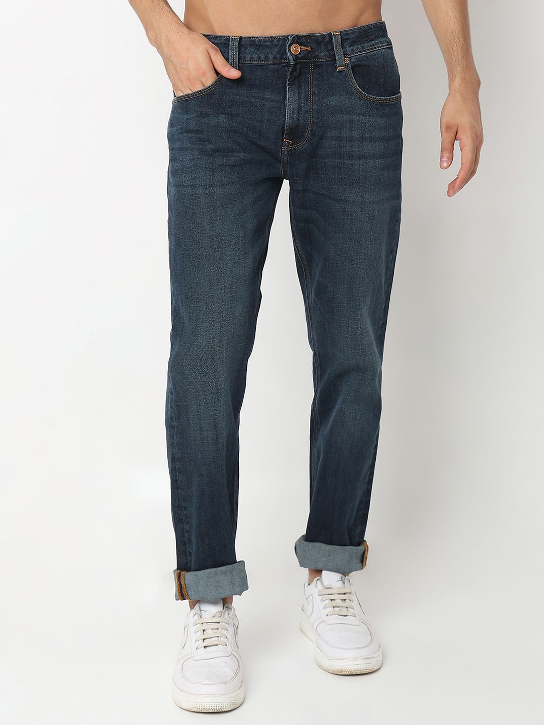 Spykar Men Light Light Fade Clean Look Cotton Jeans