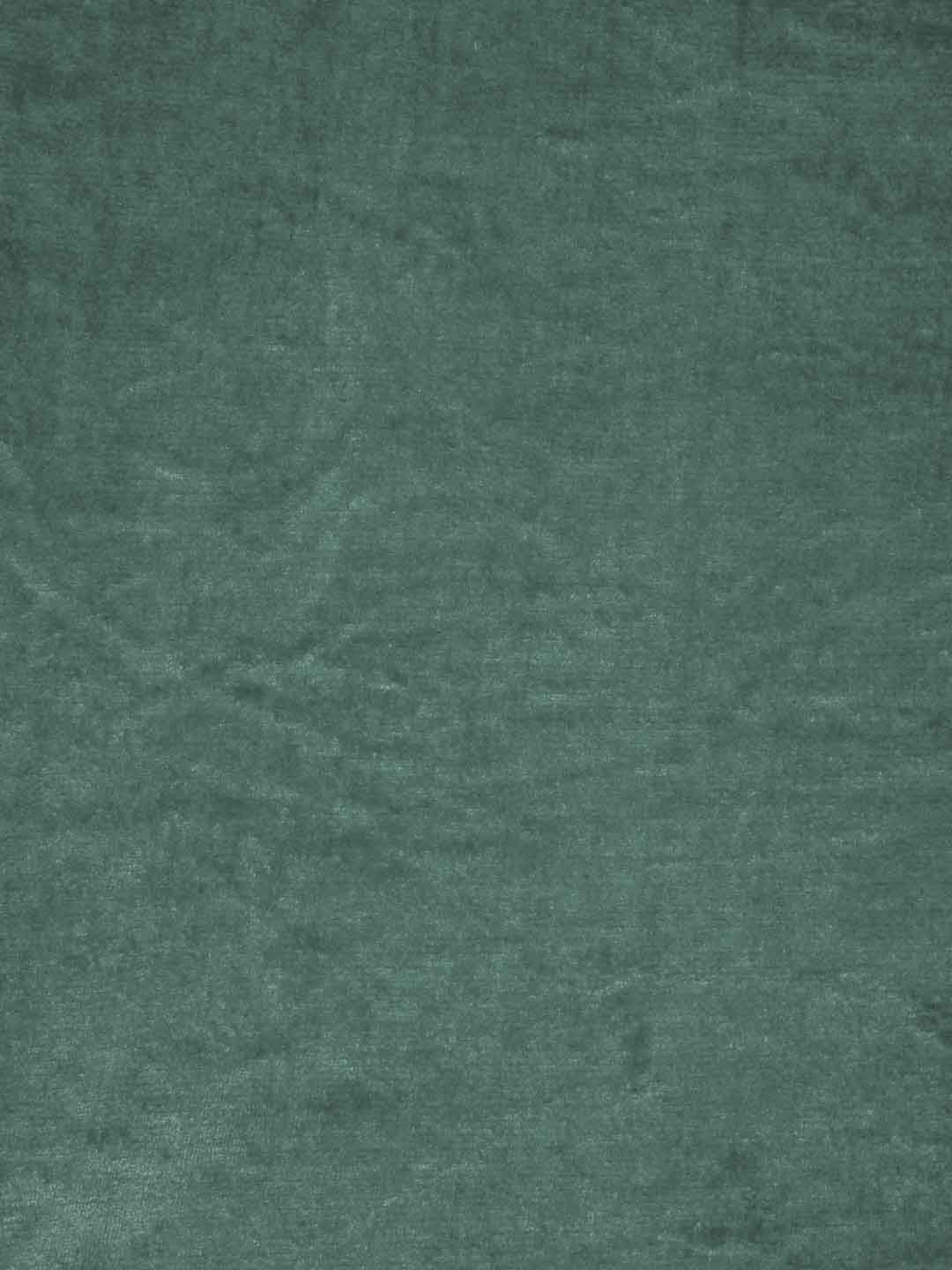 KLOTTHE Green Solid Fitted 300 TC Woolen King Bedsheet With 2 Pillow Covers